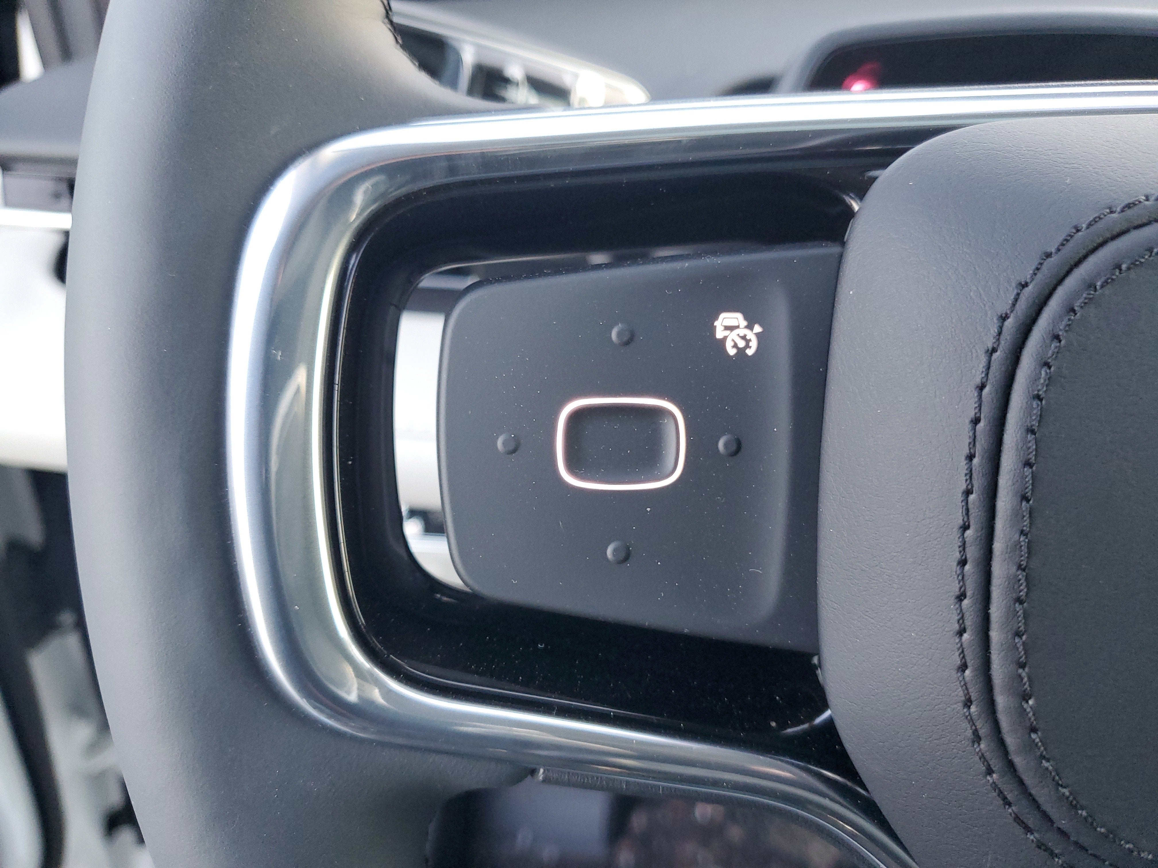 2026 Lincoln Nautilus Reserve Hybrid