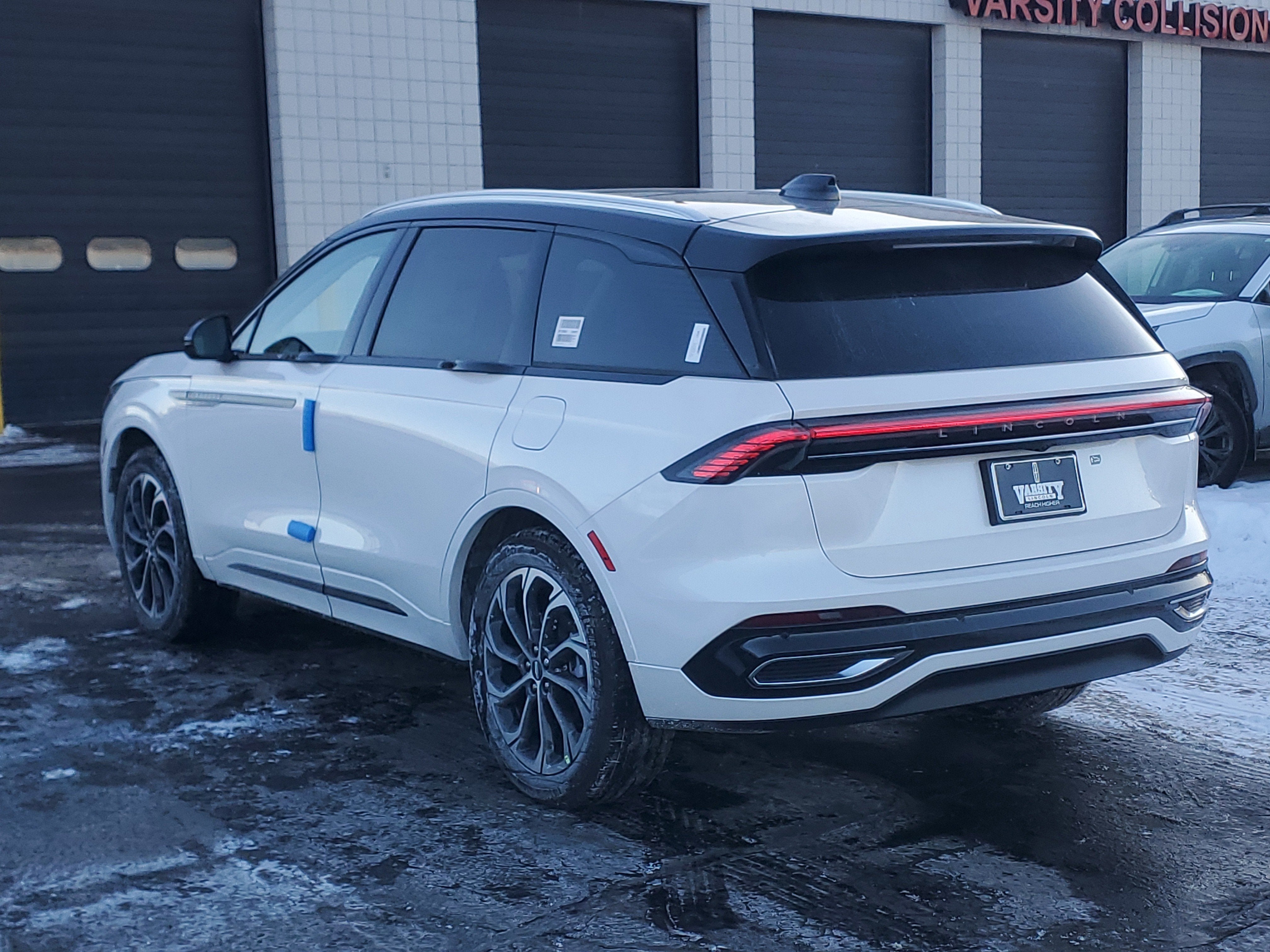 2026 Lincoln Nautilus Reserve Hybrid