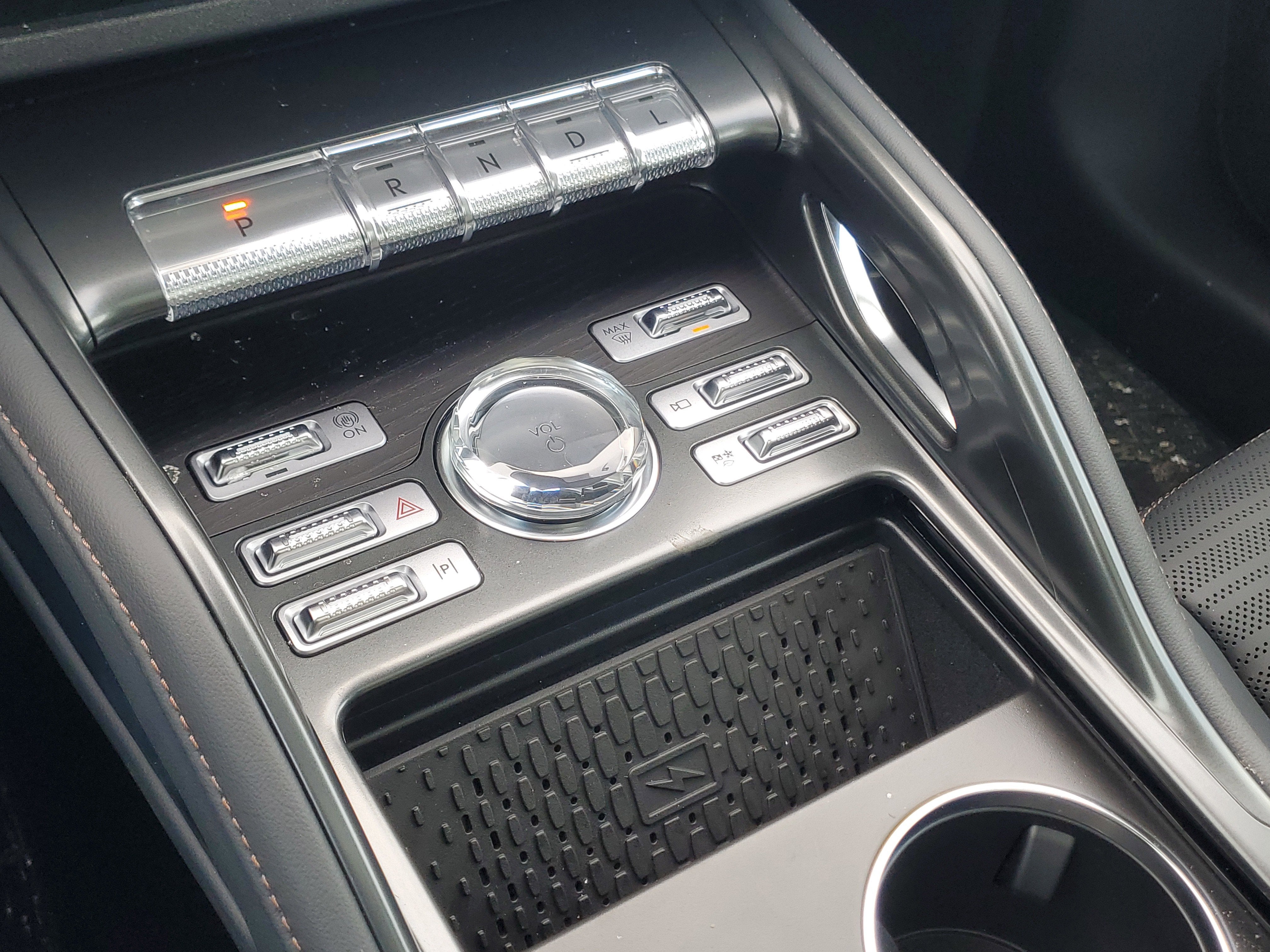 2026 Lincoln Nautilus Reserve Hybrid