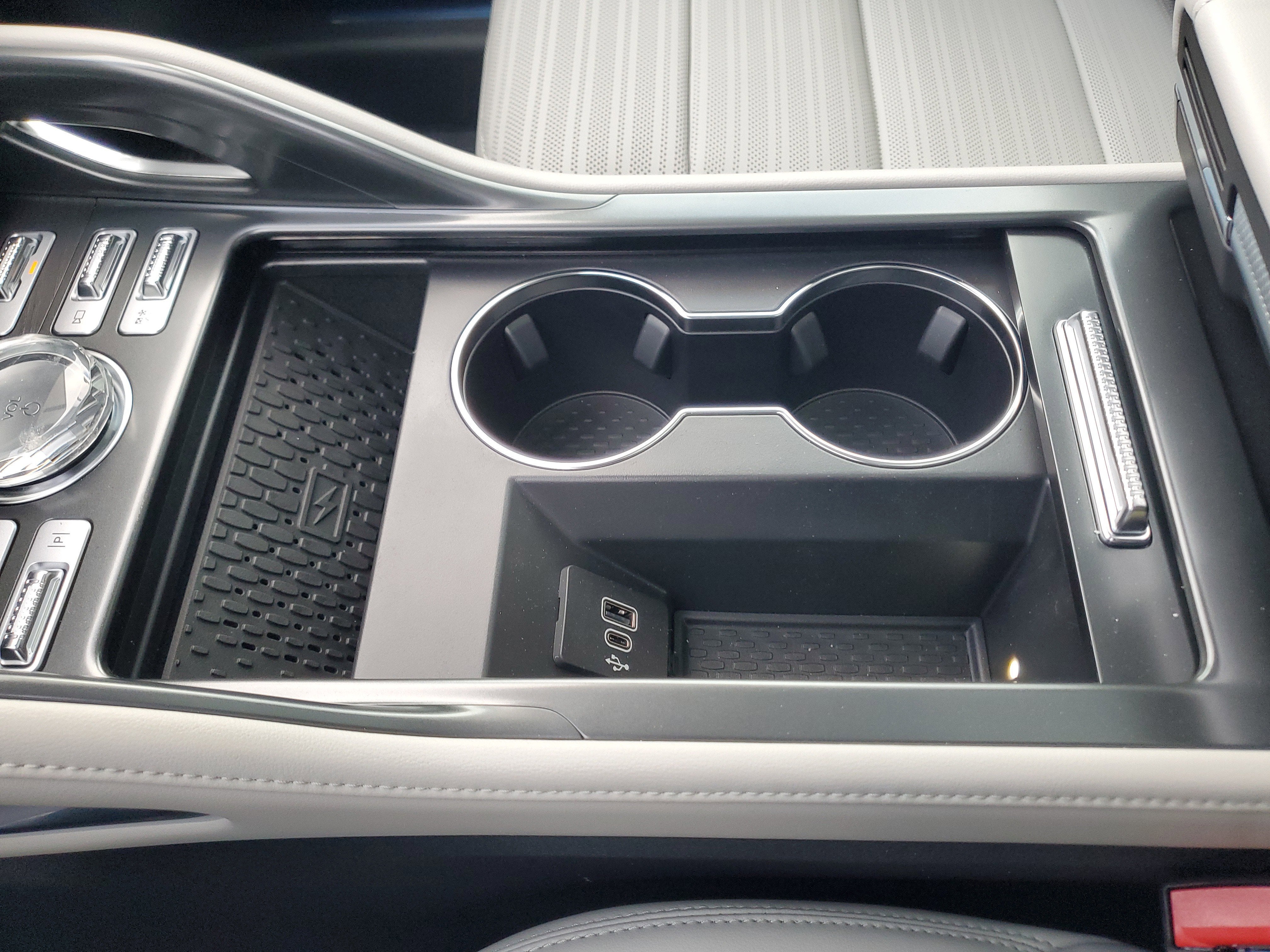 2026 Lincoln Nautilus Reserve Hybrid