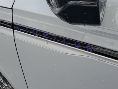 2026 Lincoln Nautilus Reserve Hybrid