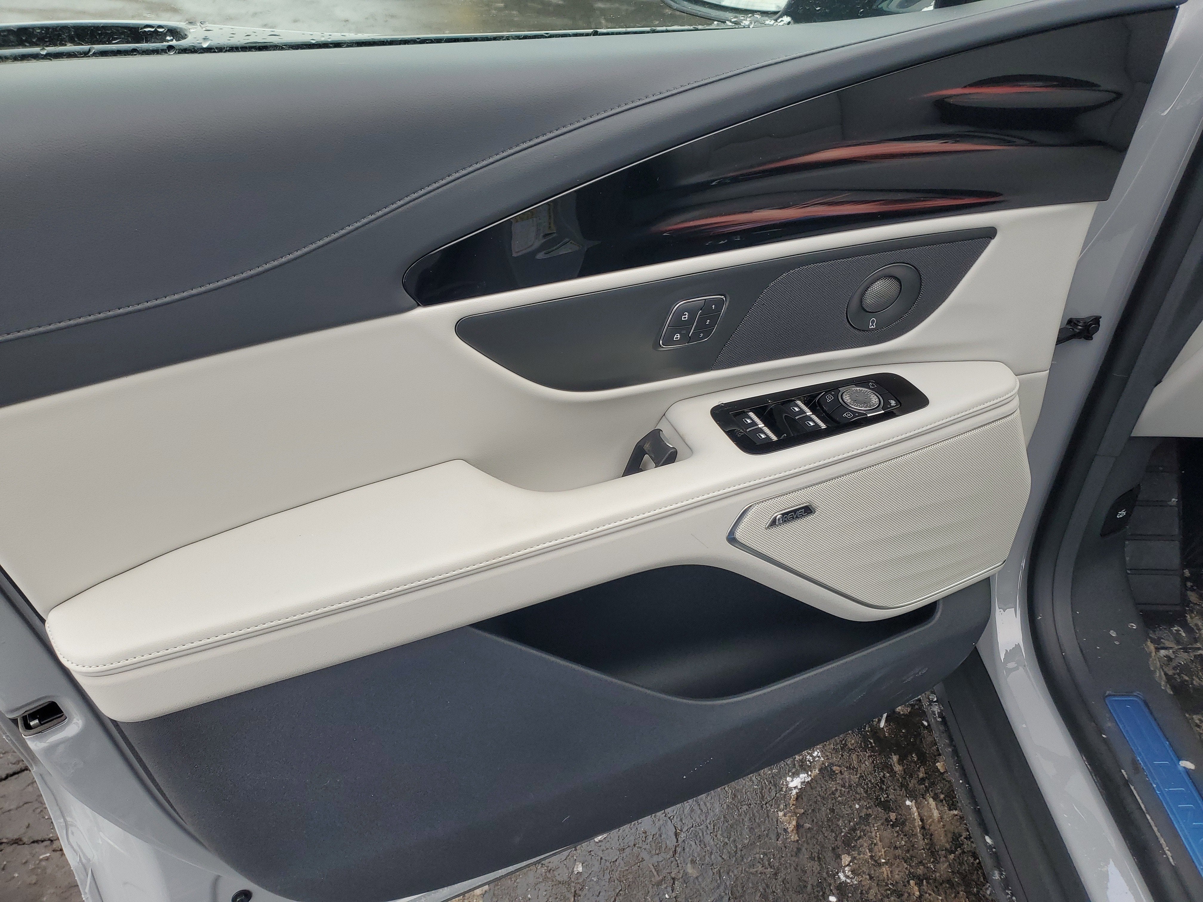 2026 Lincoln Nautilus Reserve Hybrid