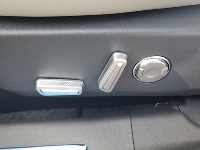 2026 Lincoln Nautilus Reserve Hybrid