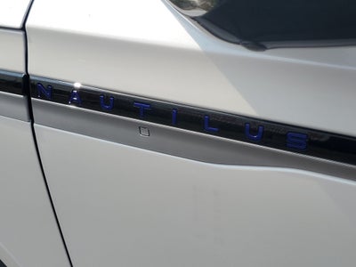 2026 Lincoln Nautilus Reserve Hybrid