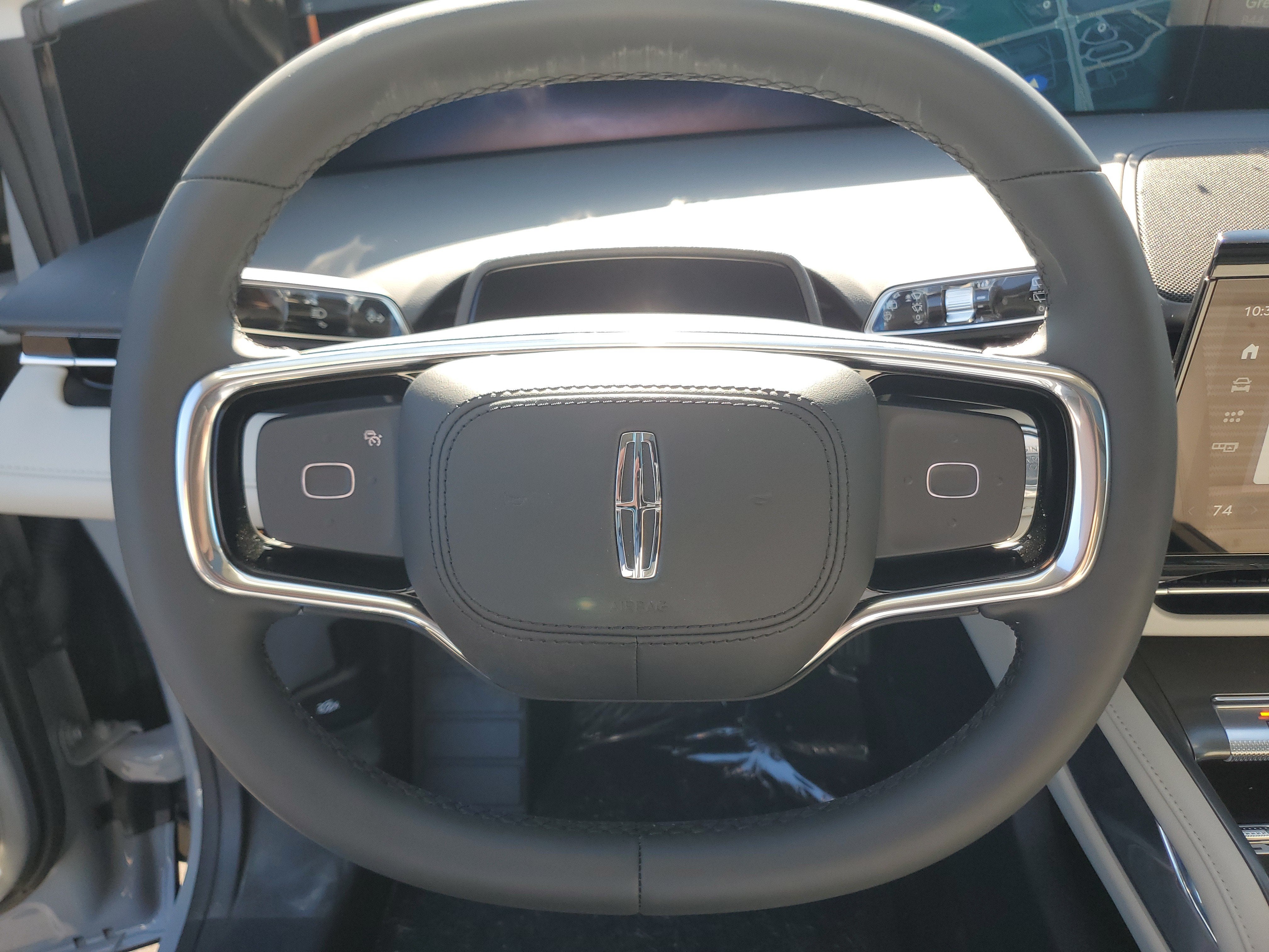 2026 Lincoln Nautilus Reserve Hybrid