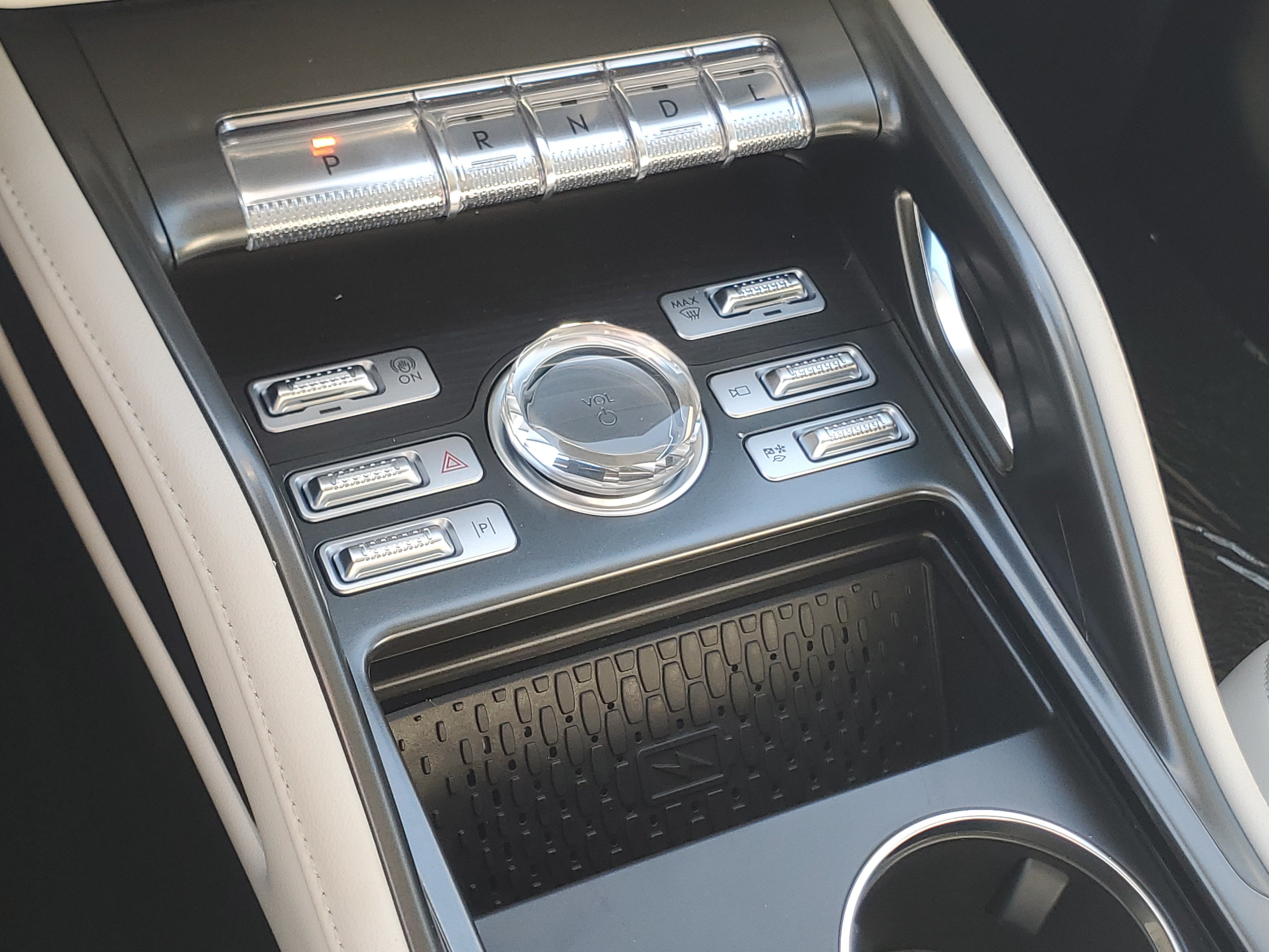 2026 Lincoln Nautilus Reserve Hybrid