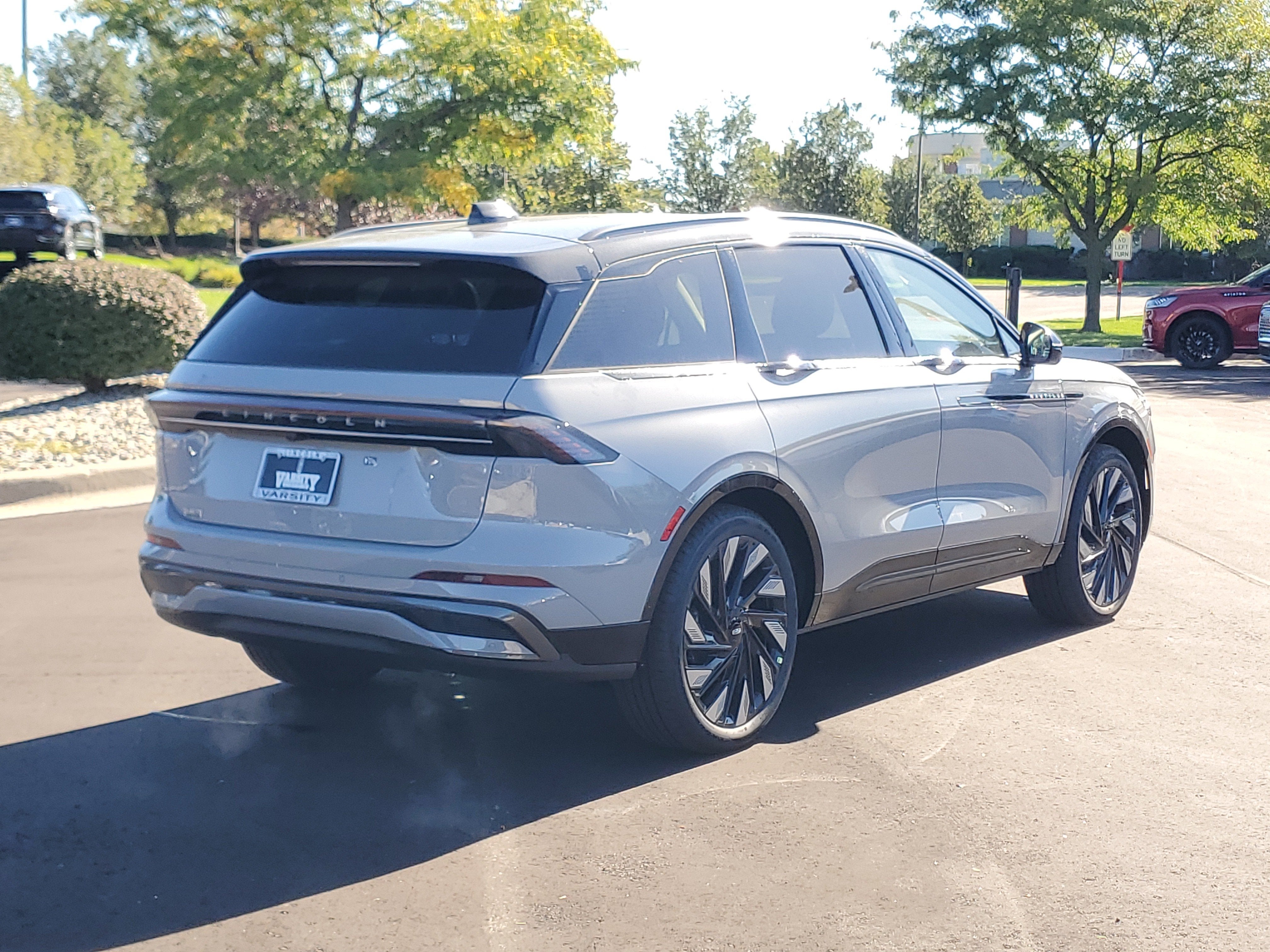 2026 Lincoln Nautilus Reserve Hybrid