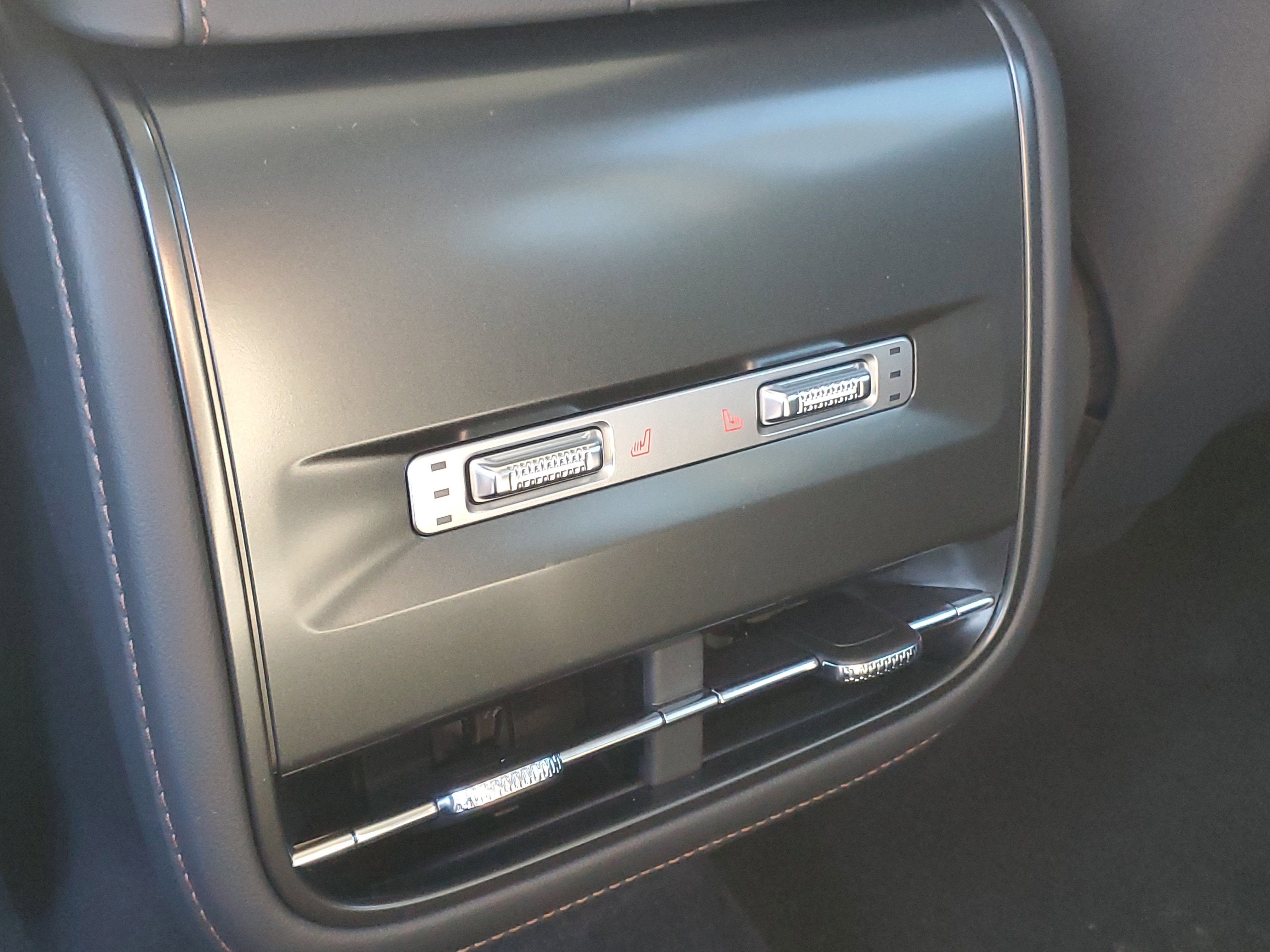 2026 Lincoln Nautilus Reserve Hybrid