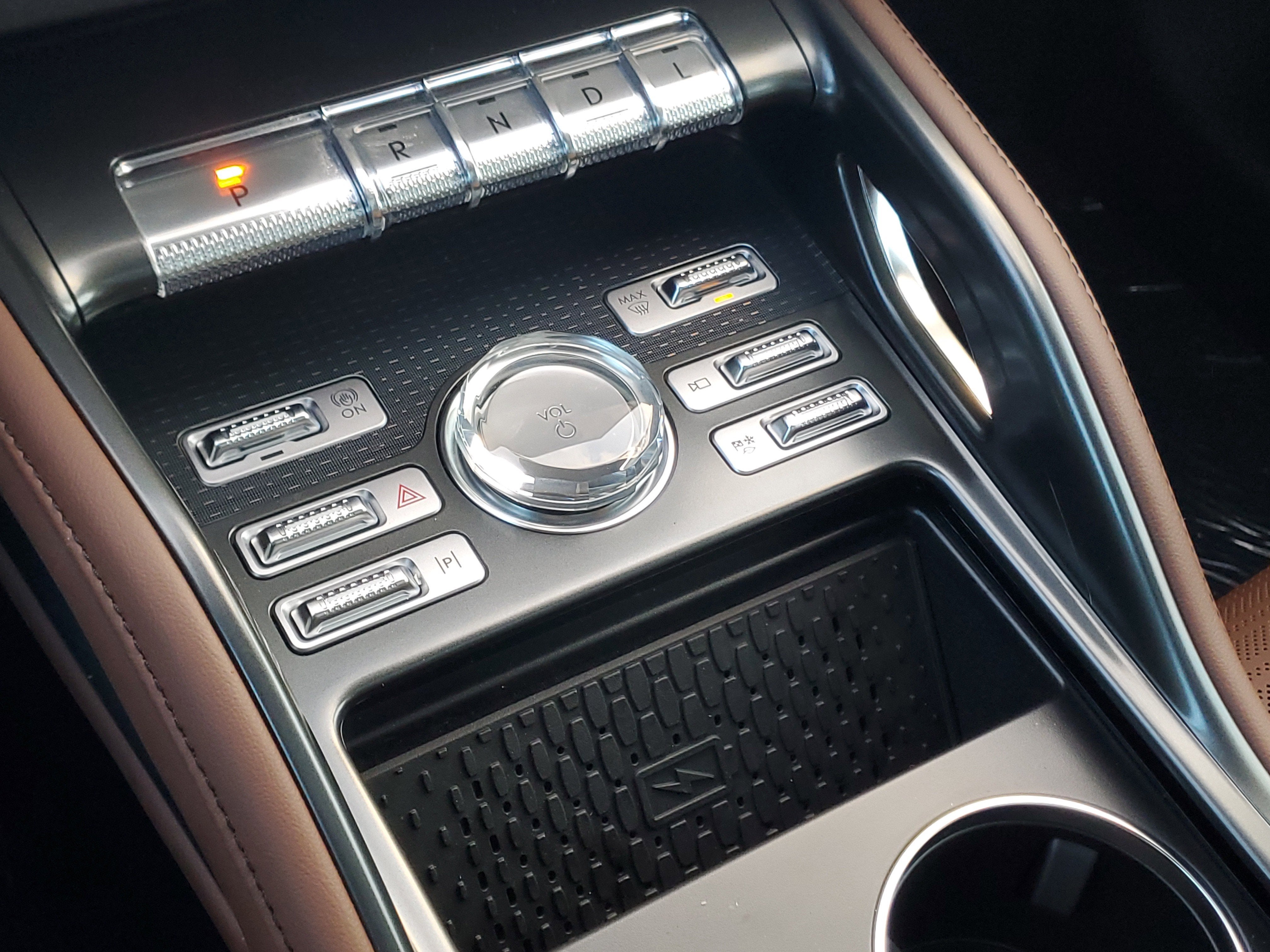 2026 Lincoln Nautilus Reserve Hybrid