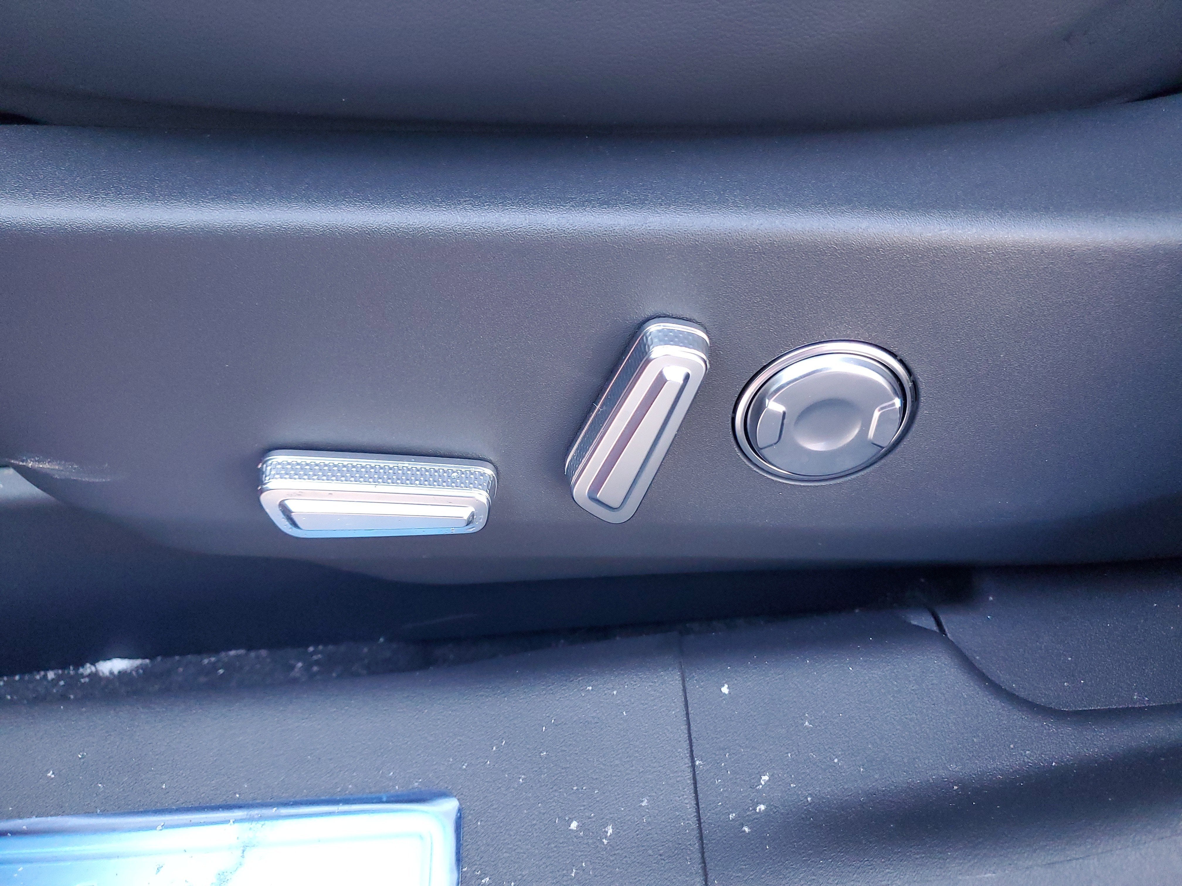 2026 Lincoln Nautilus Reserve Hybrid