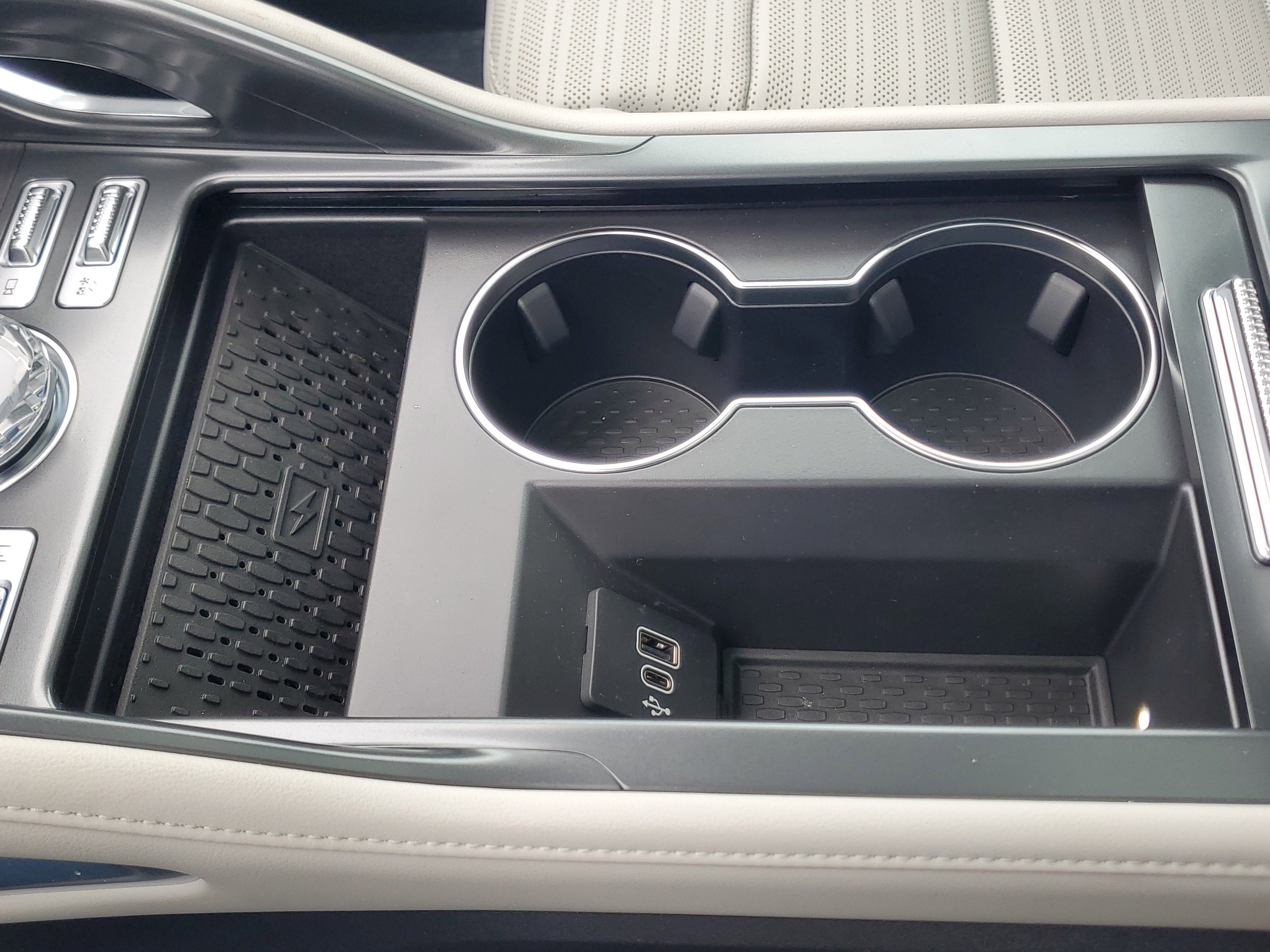 2026 Lincoln Nautilus Reserve Hybrid