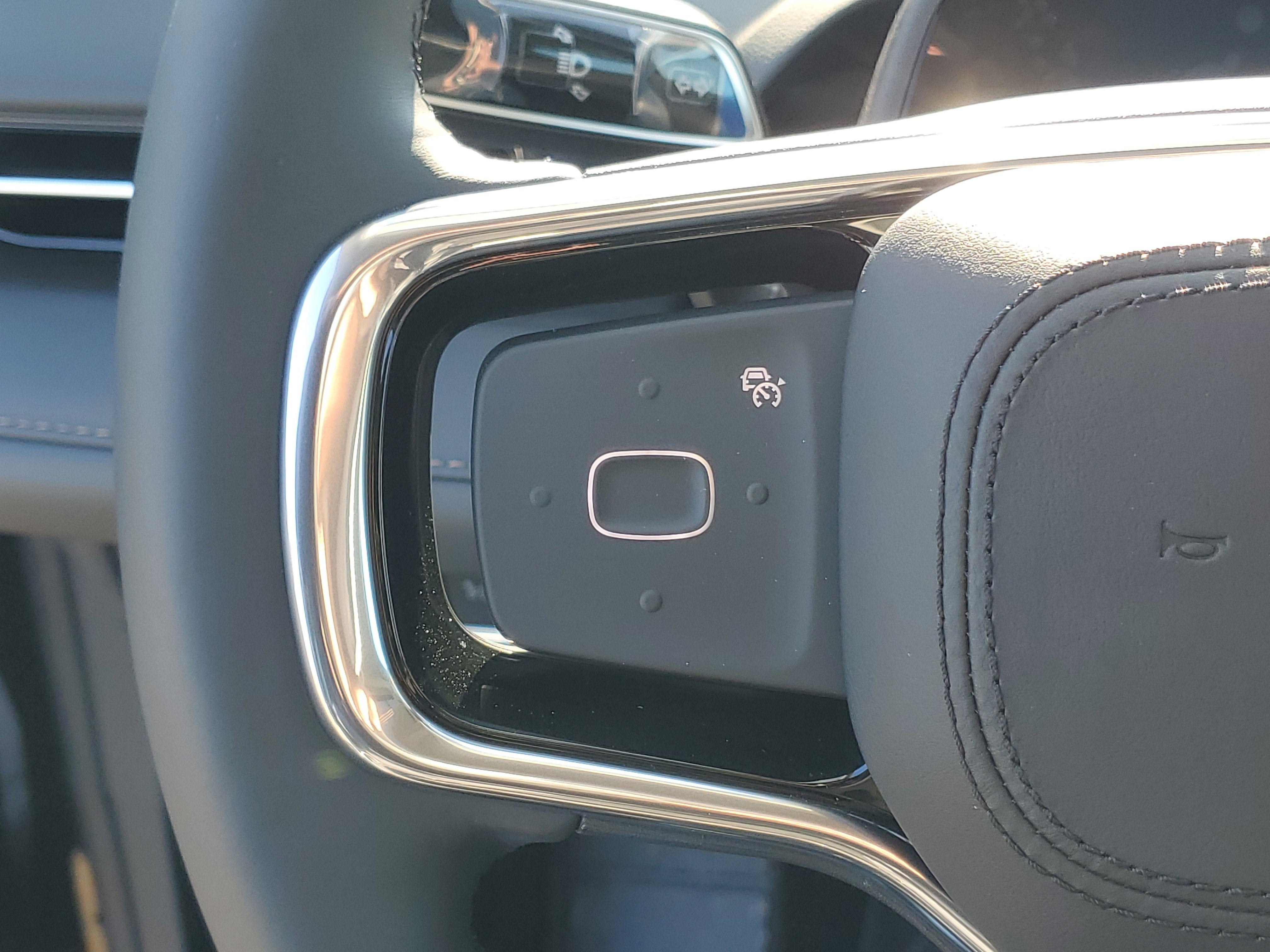 2026 Lincoln Nautilus Reserve Hybrid