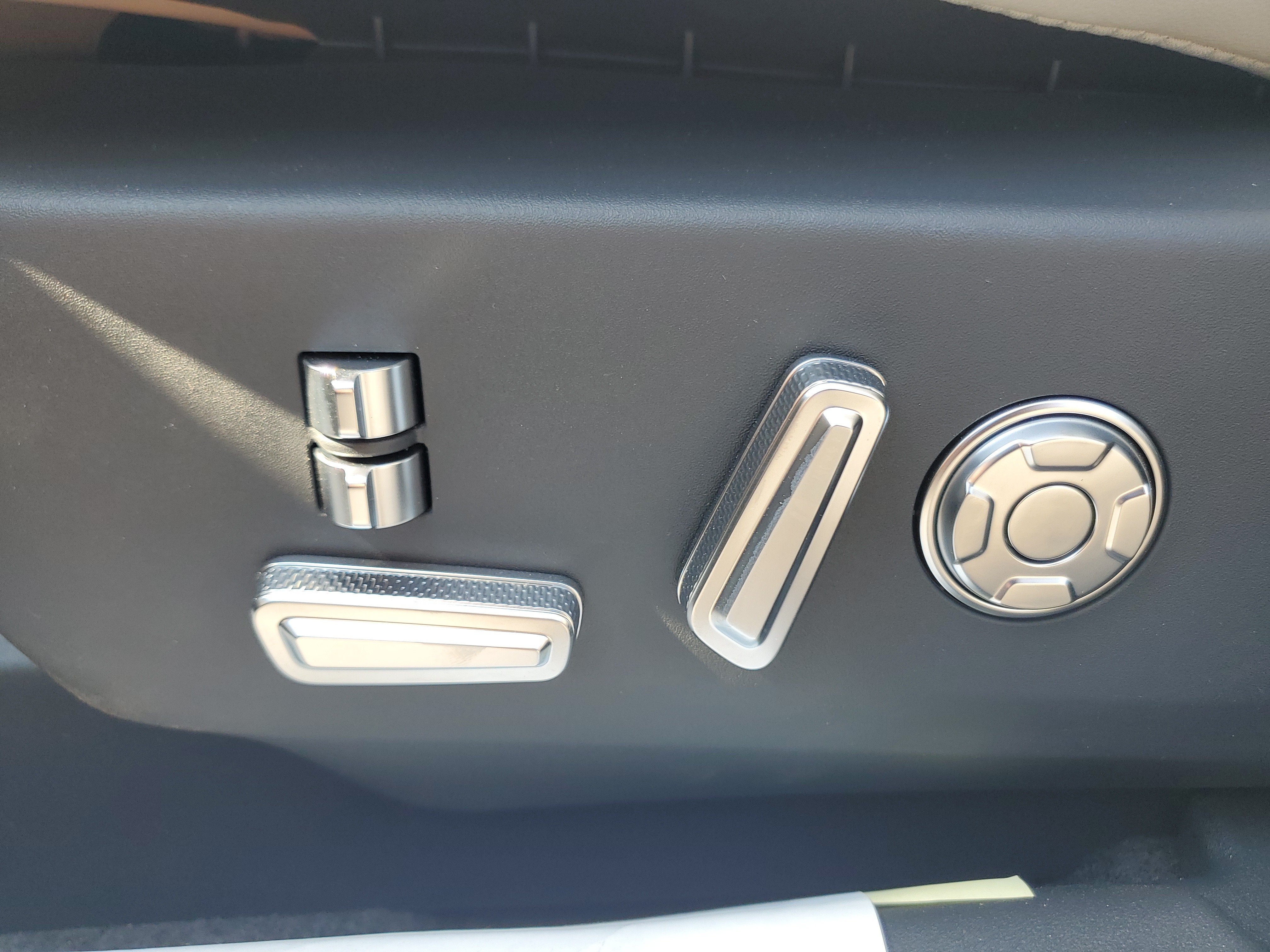 2026 Lincoln Nautilus Reserve Hybrid