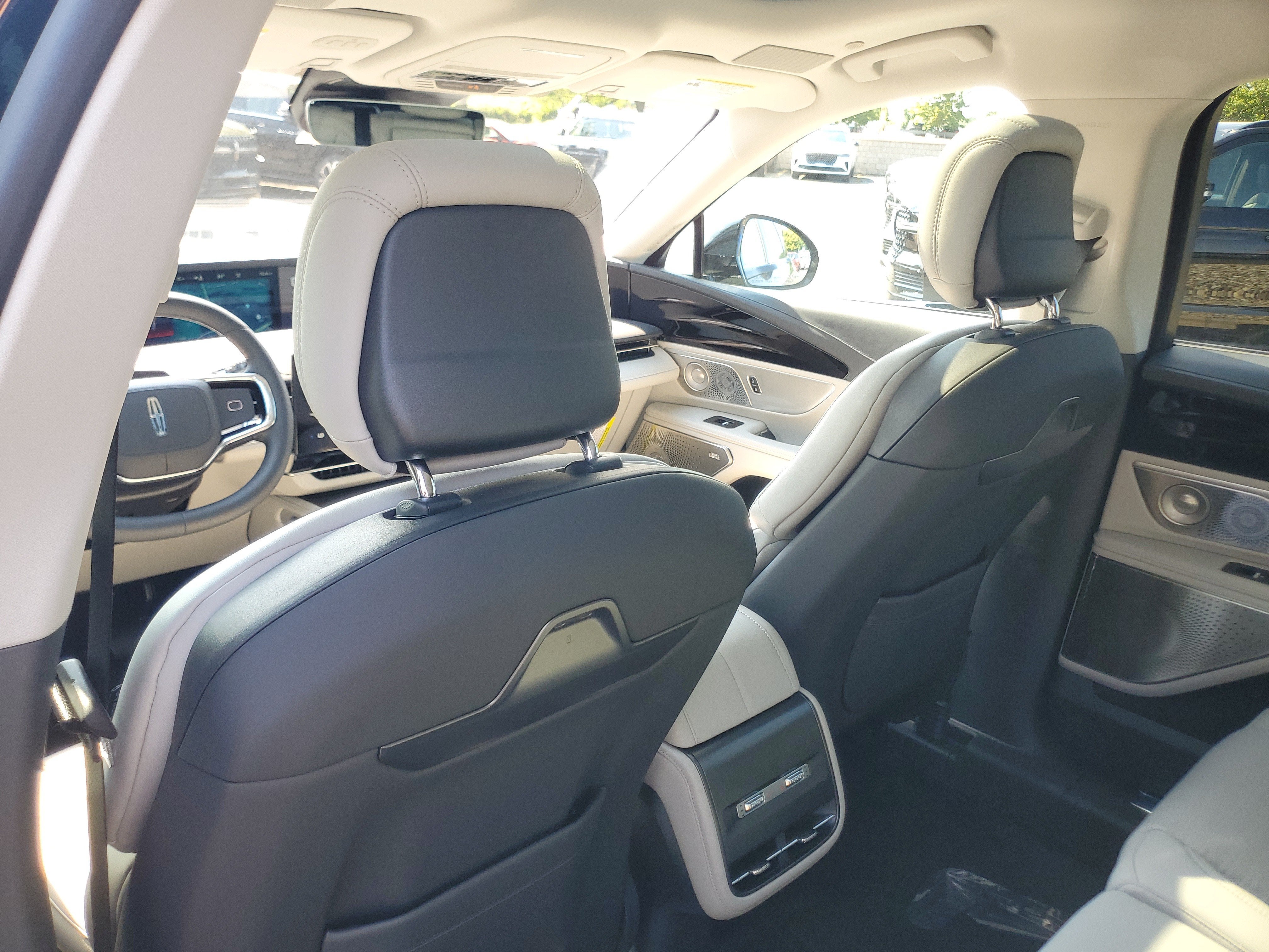 2026 Lincoln Nautilus Reserve Hybrid