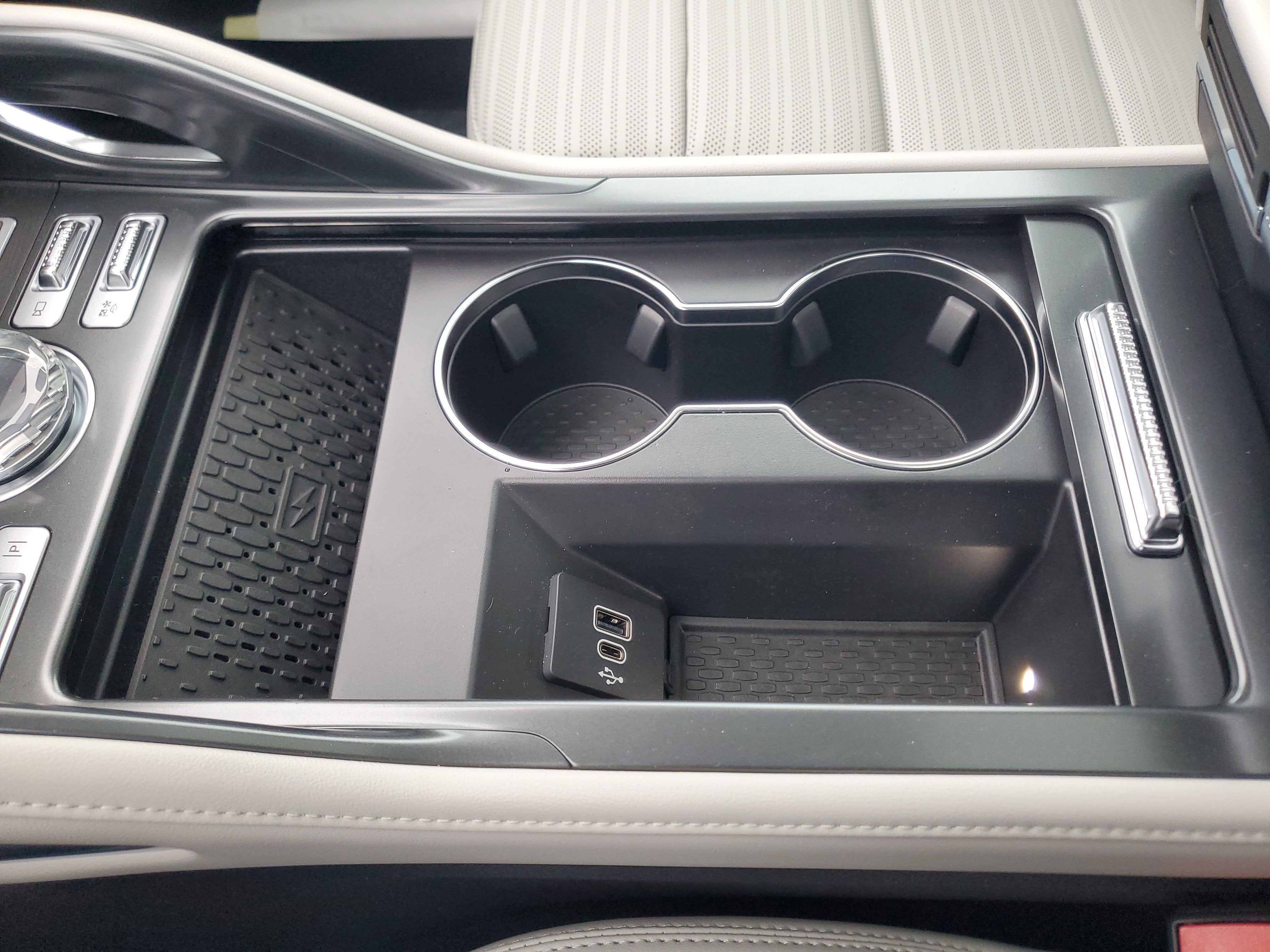 2026 Lincoln Nautilus Reserve Hybrid