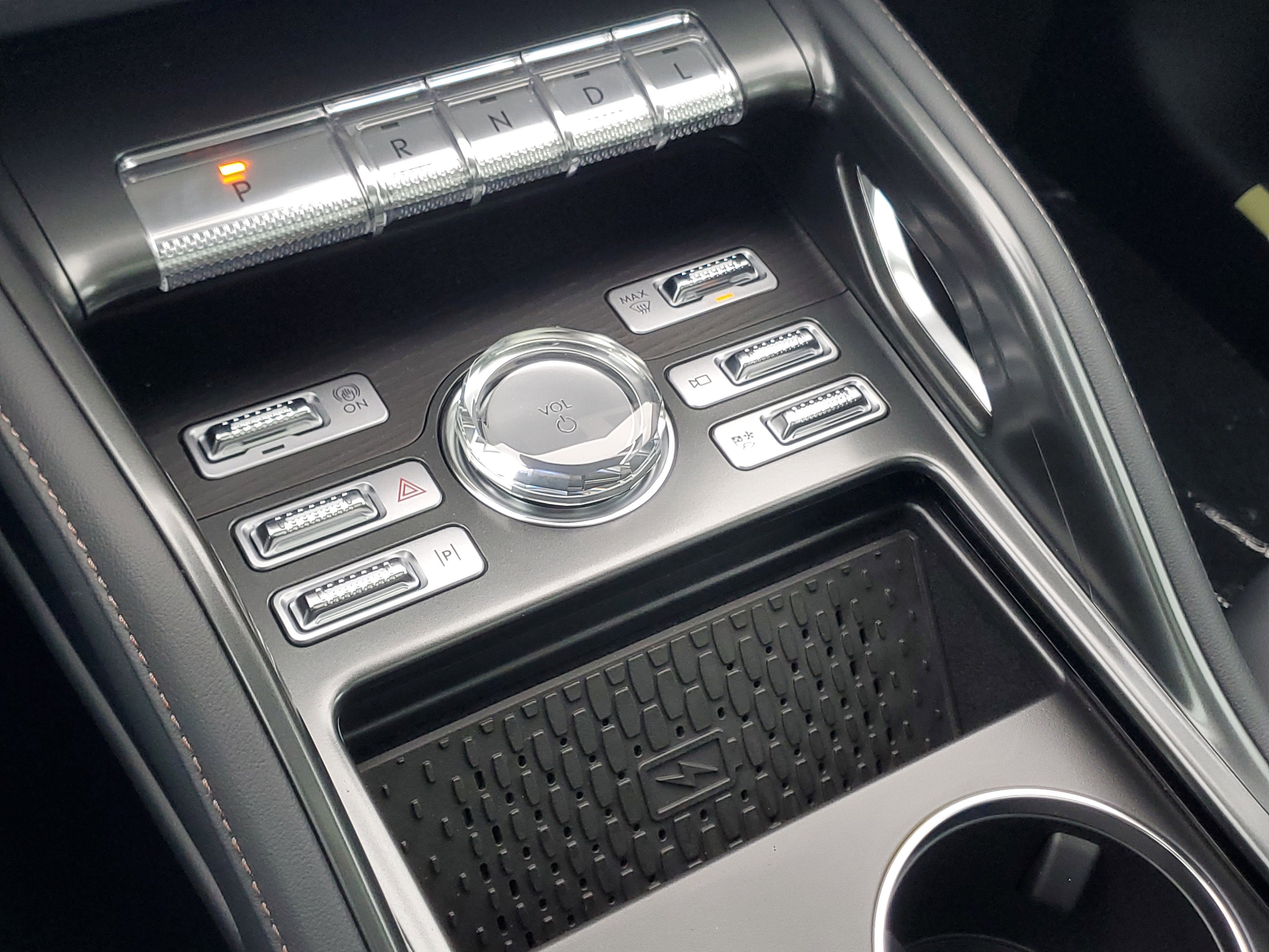 2026 Lincoln Nautilus Reserve Hybrid