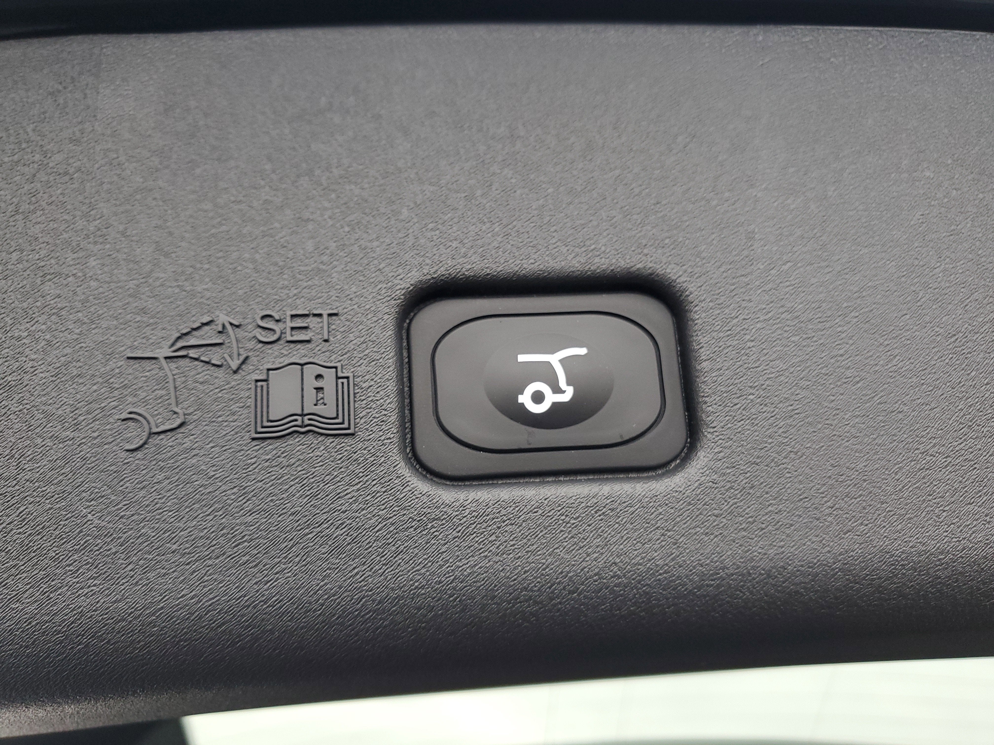 2026 Lincoln Nautilus Reserve Hybrid