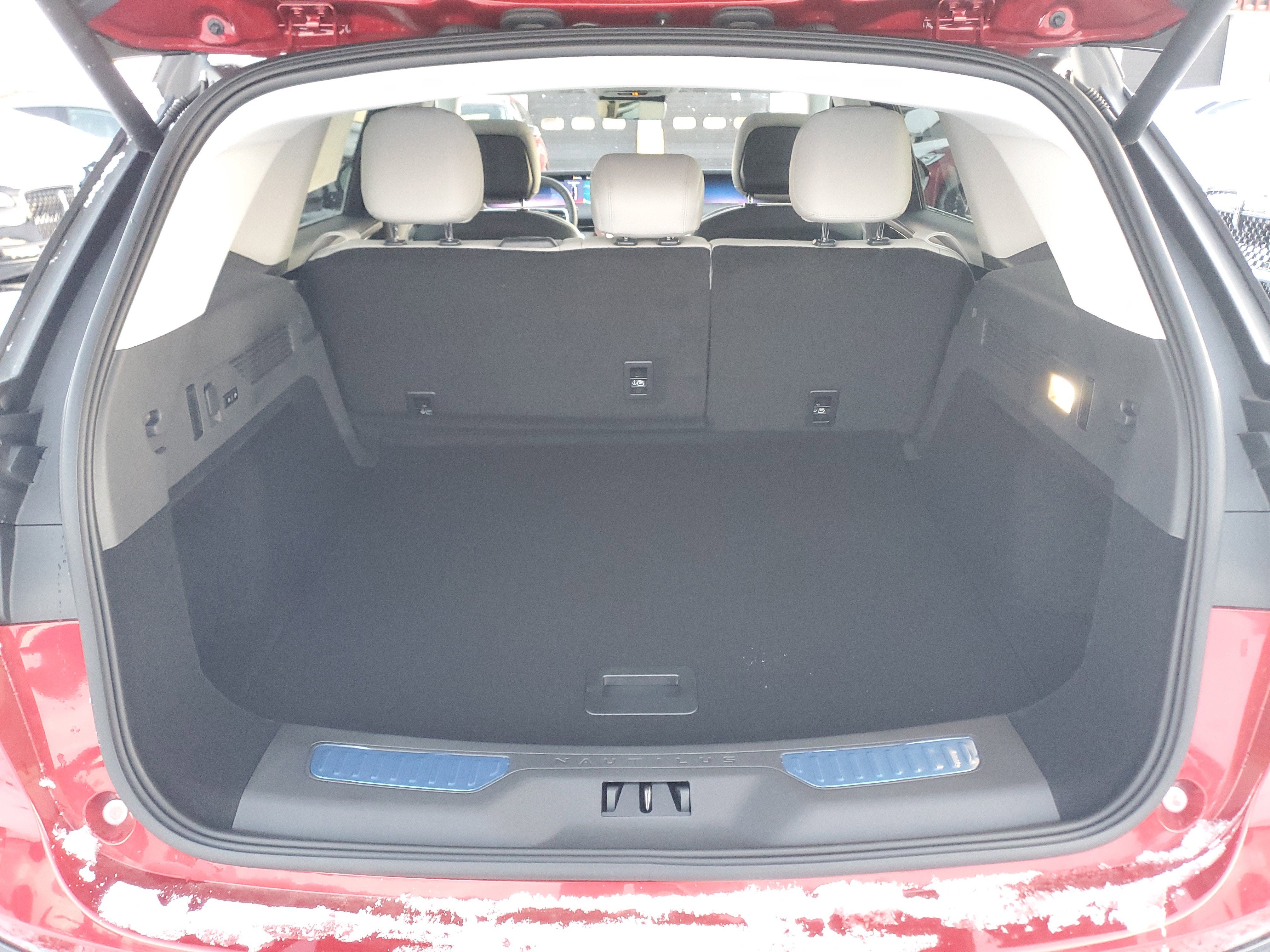 2026 Lincoln Nautilus Reserve Hybrid