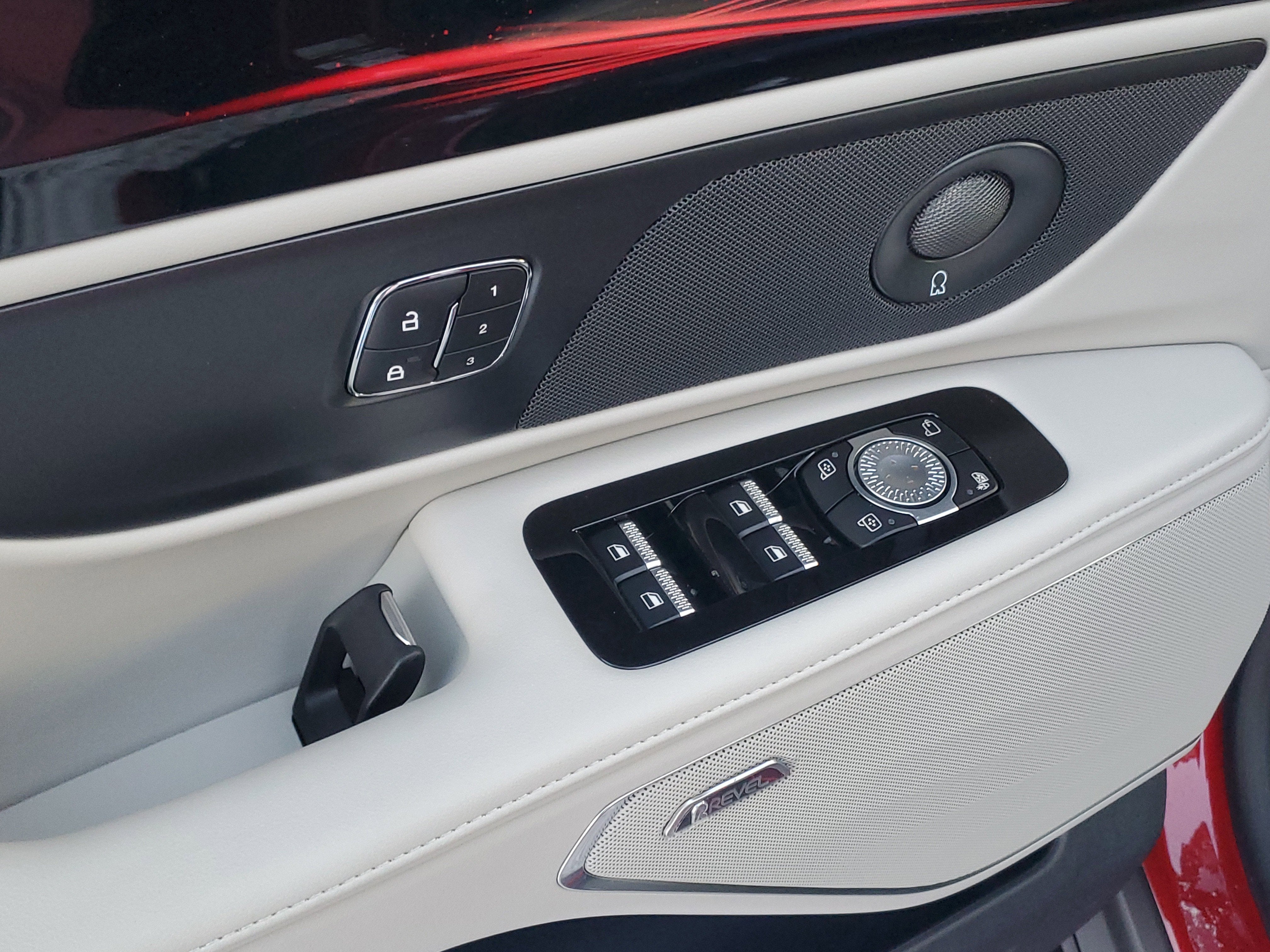 2026 Lincoln Nautilus Reserve Hybrid