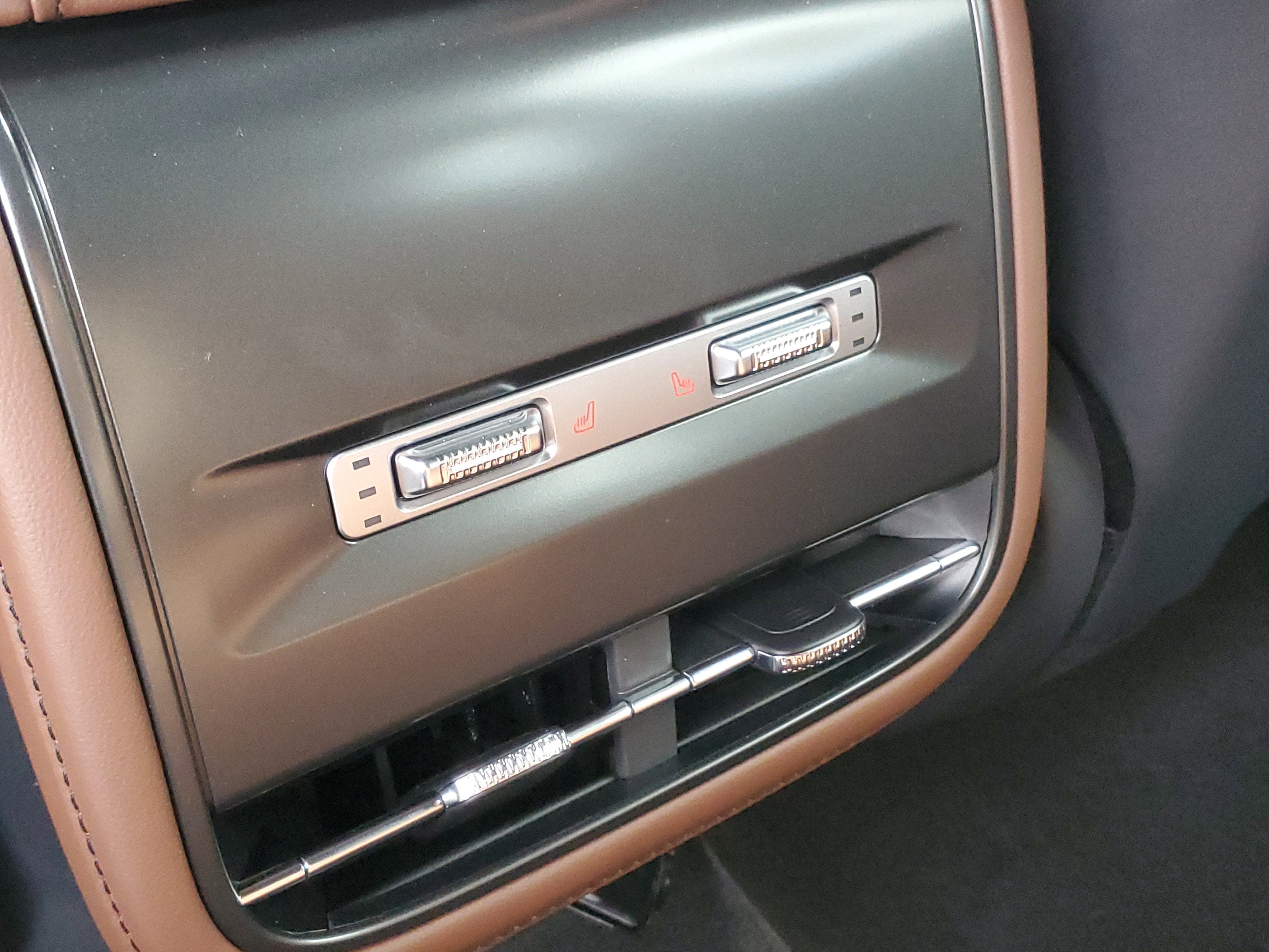 2026 Lincoln Nautilus Reserve Hybrid