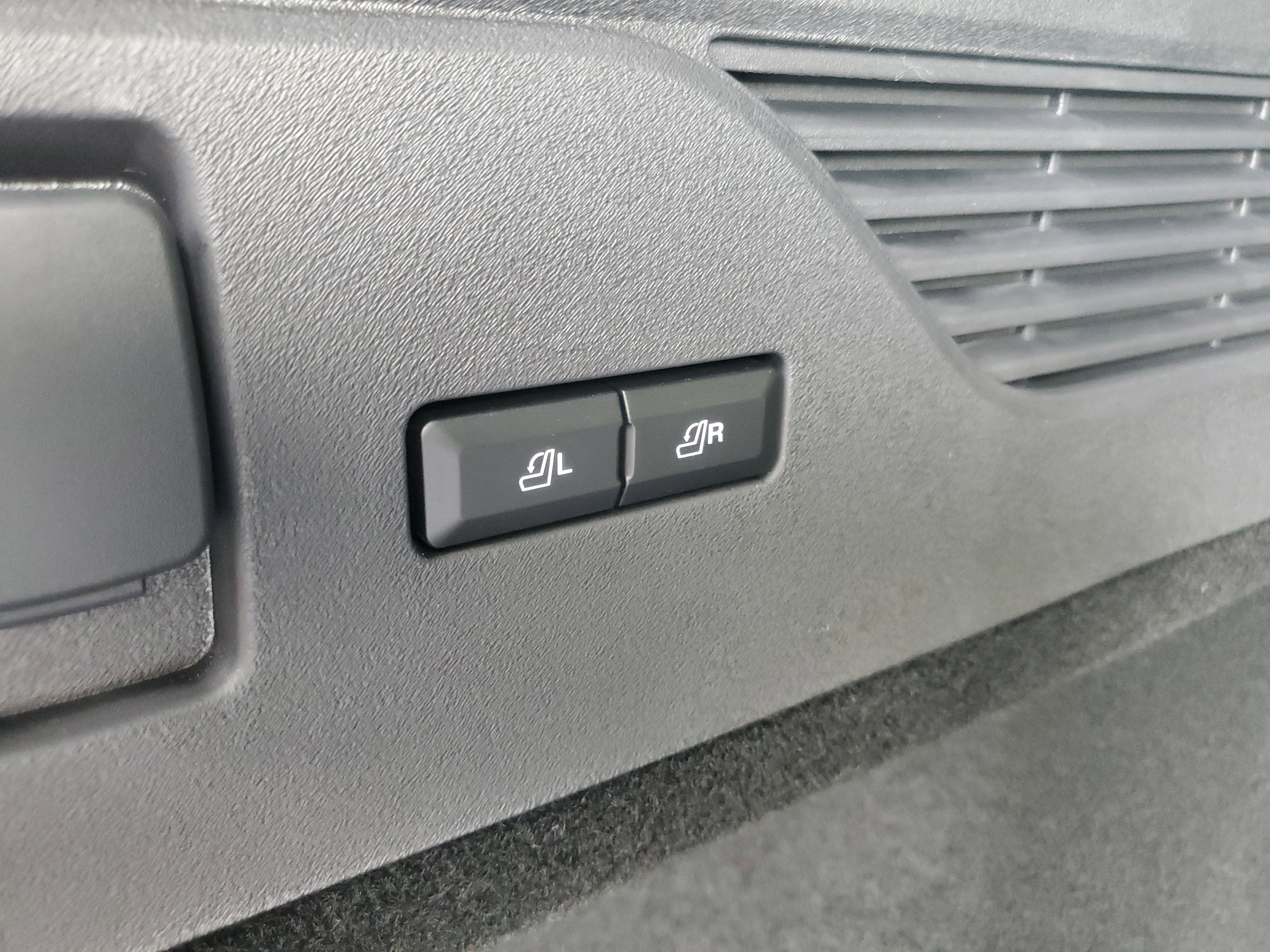 2026 Lincoln Nautilus Reserve Hybrid