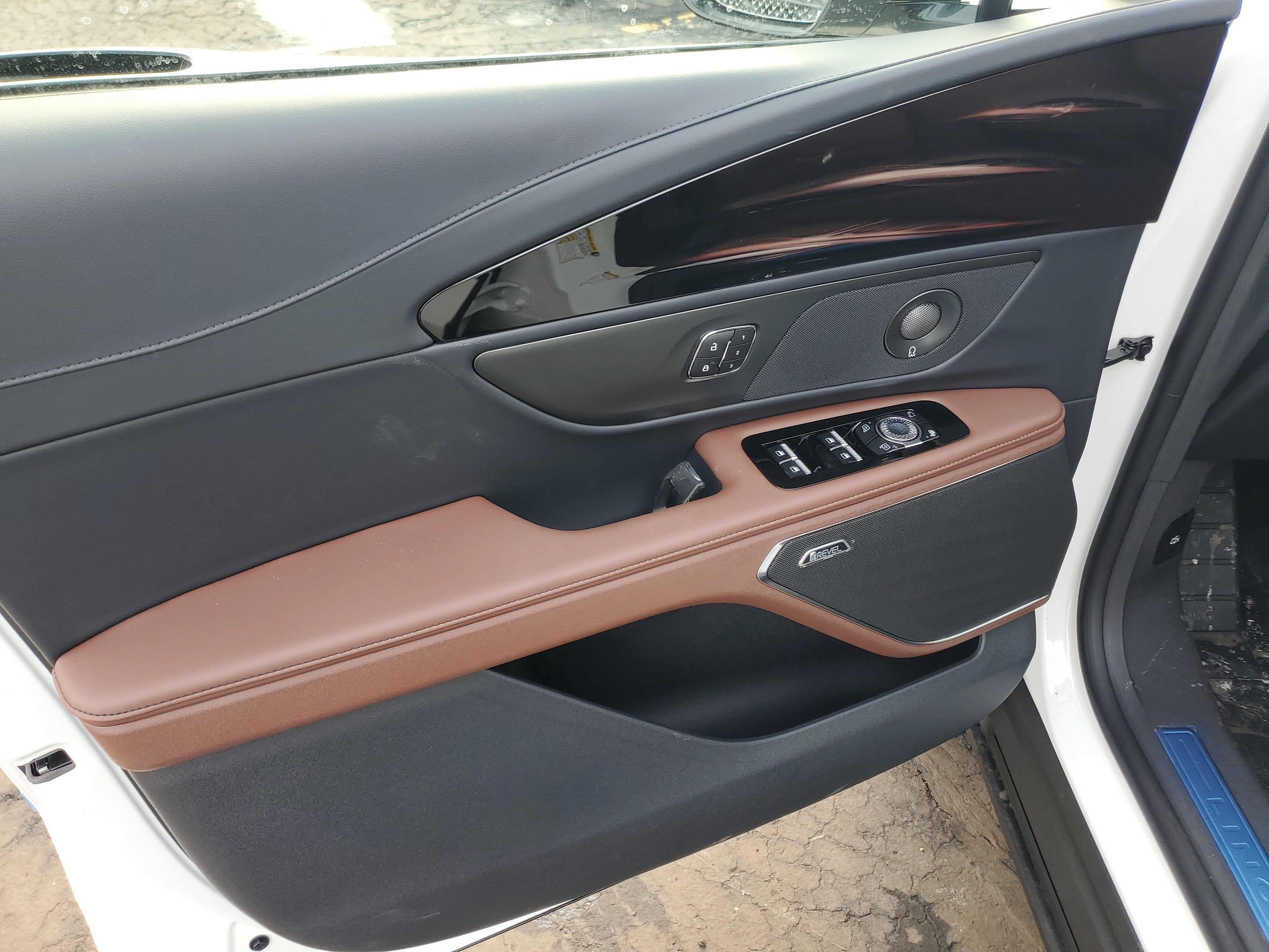 2026 Lincoln Nautilus Reserve Hybrid