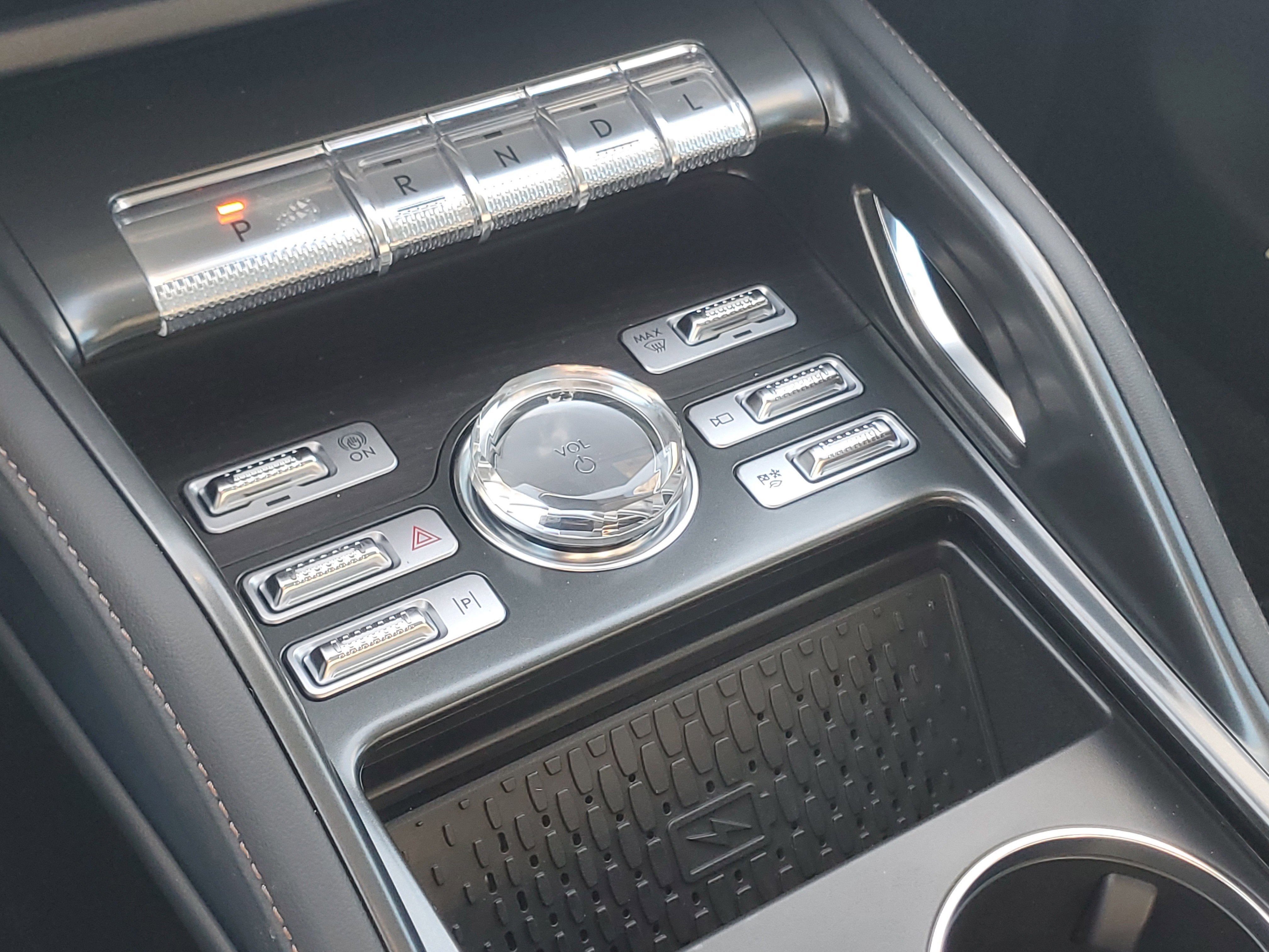 2026 Lincoln Nautilus Reserve Hybrid