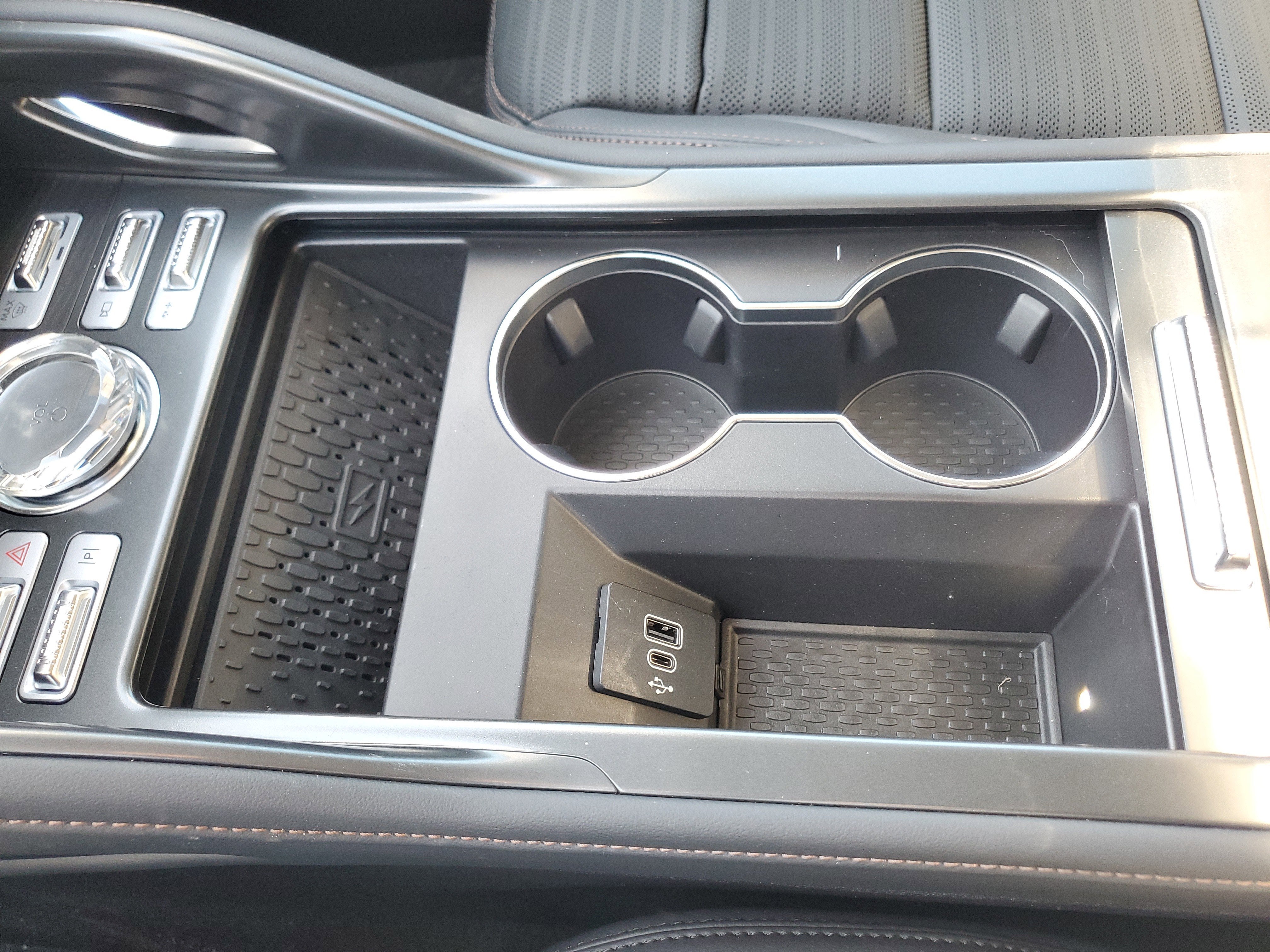 2026 Lincoln Nautilus Reserve Hybrid