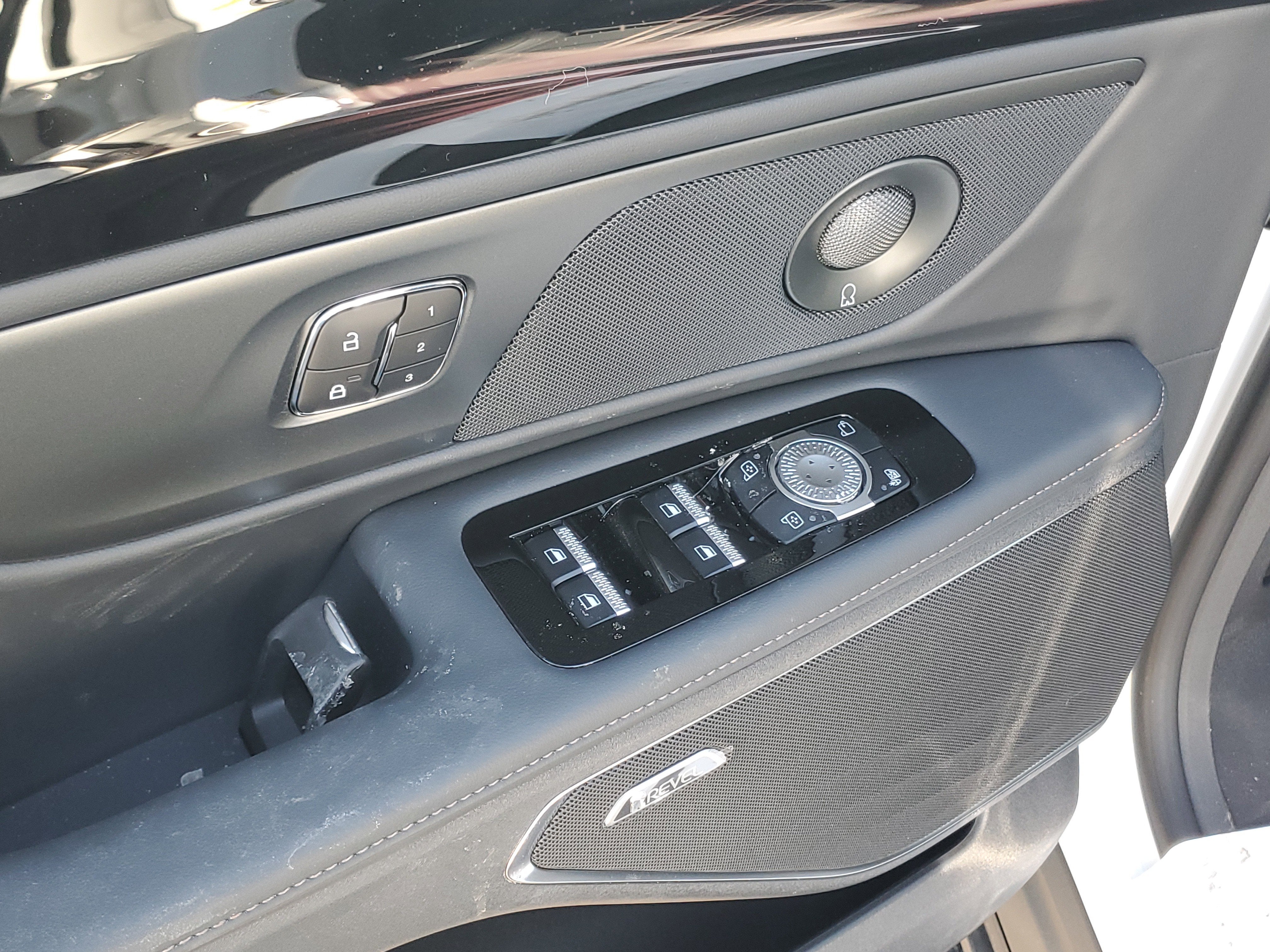 2026 Lincoln Nautilus Reserve Hybrid