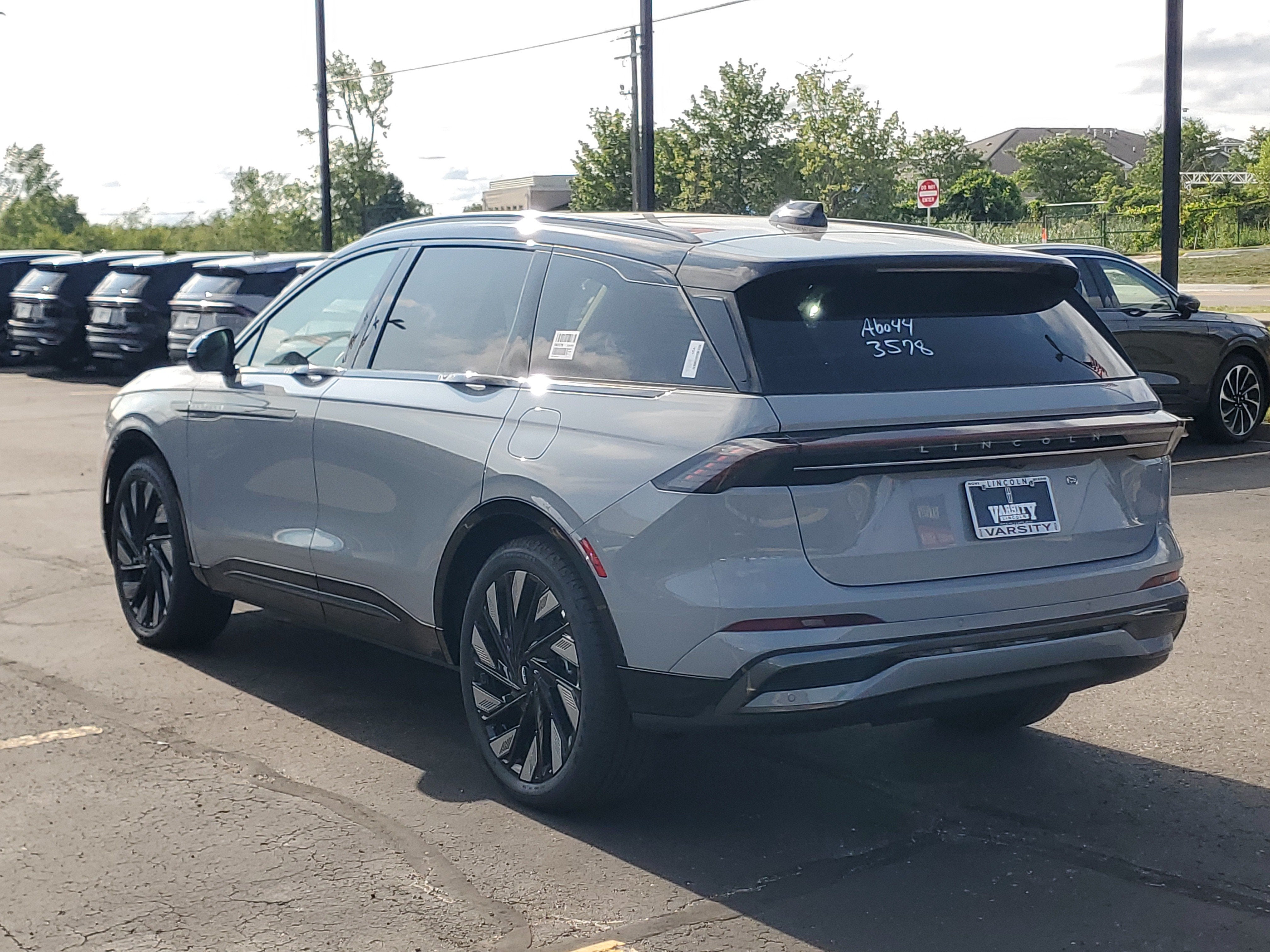 2026 Lincoln Nautilus Reserve Hybrid