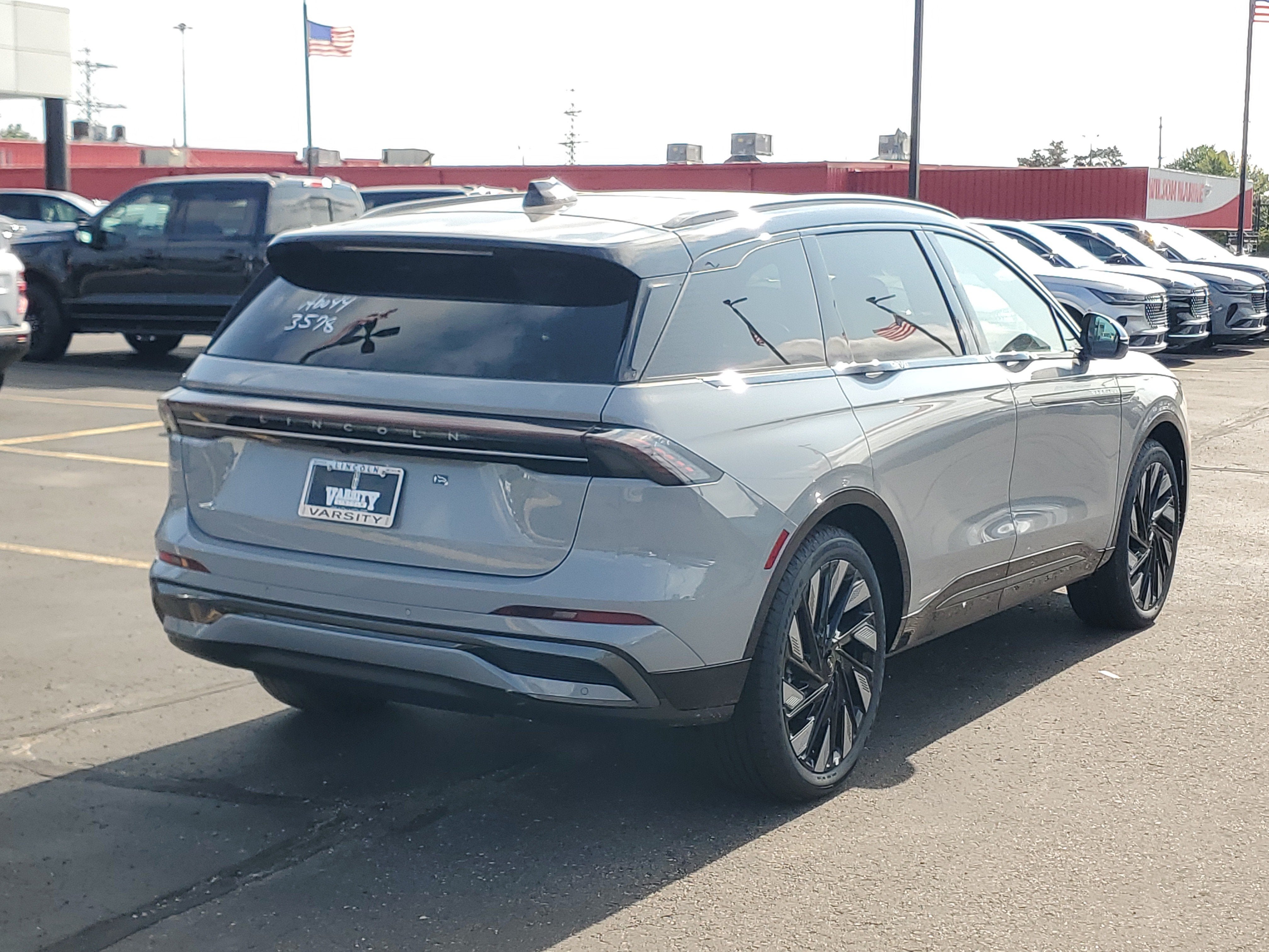 2026 Lincoln Nautilus Reserve Hybrid