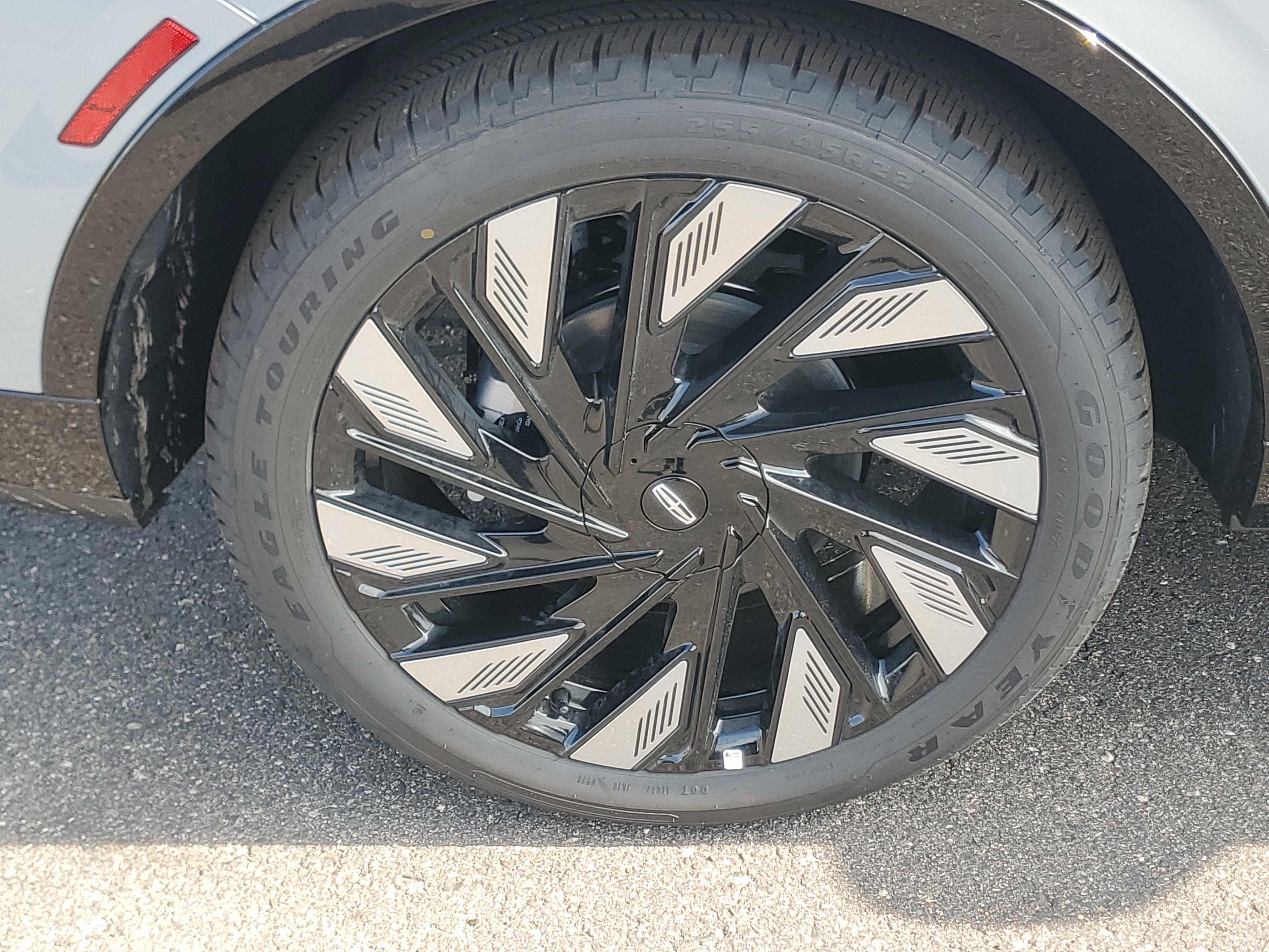 2026 Lincoln Nautilus Reserve Hybrid