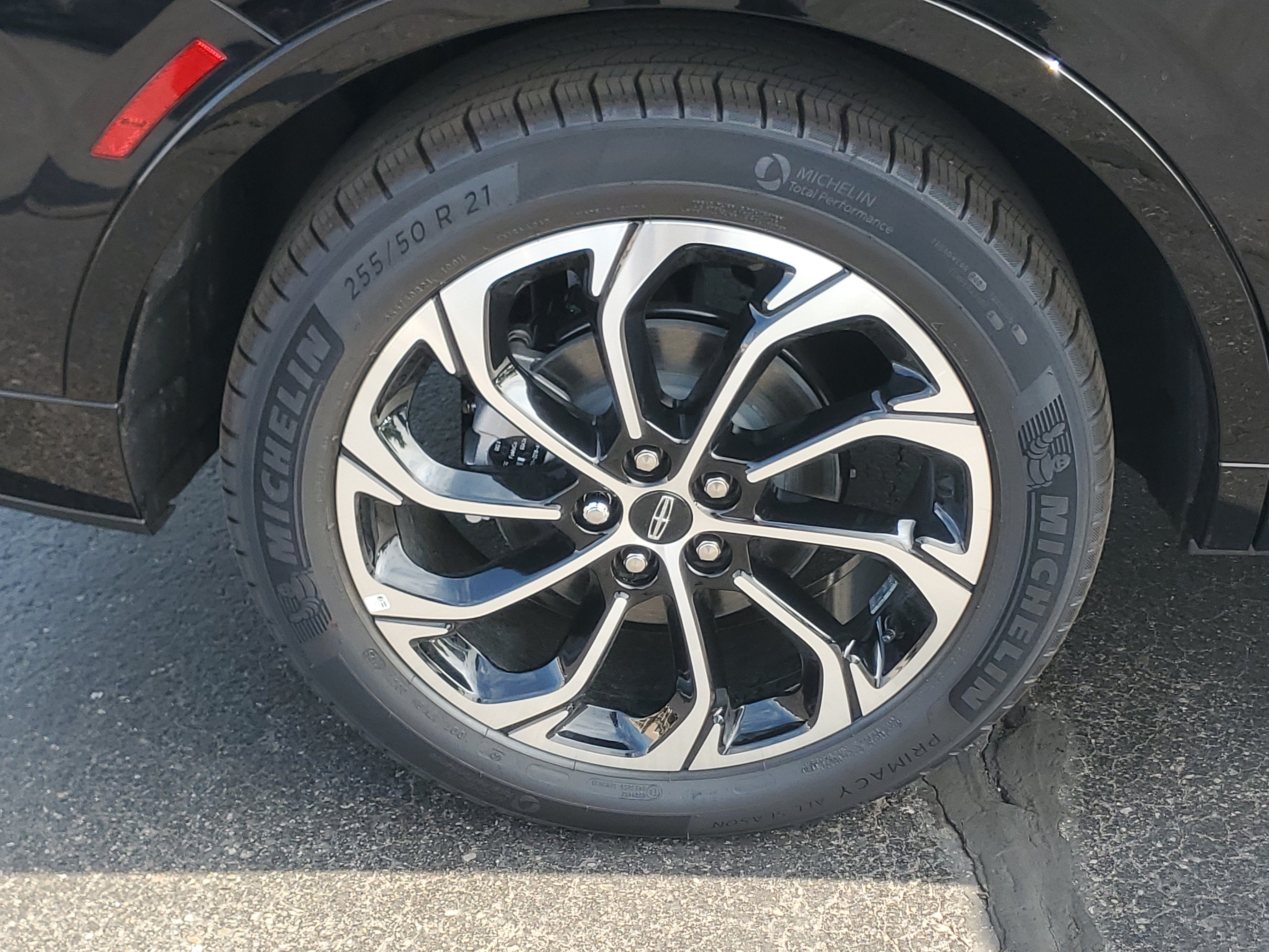 2026 Lincoln Nautilus Reserve Hybrid