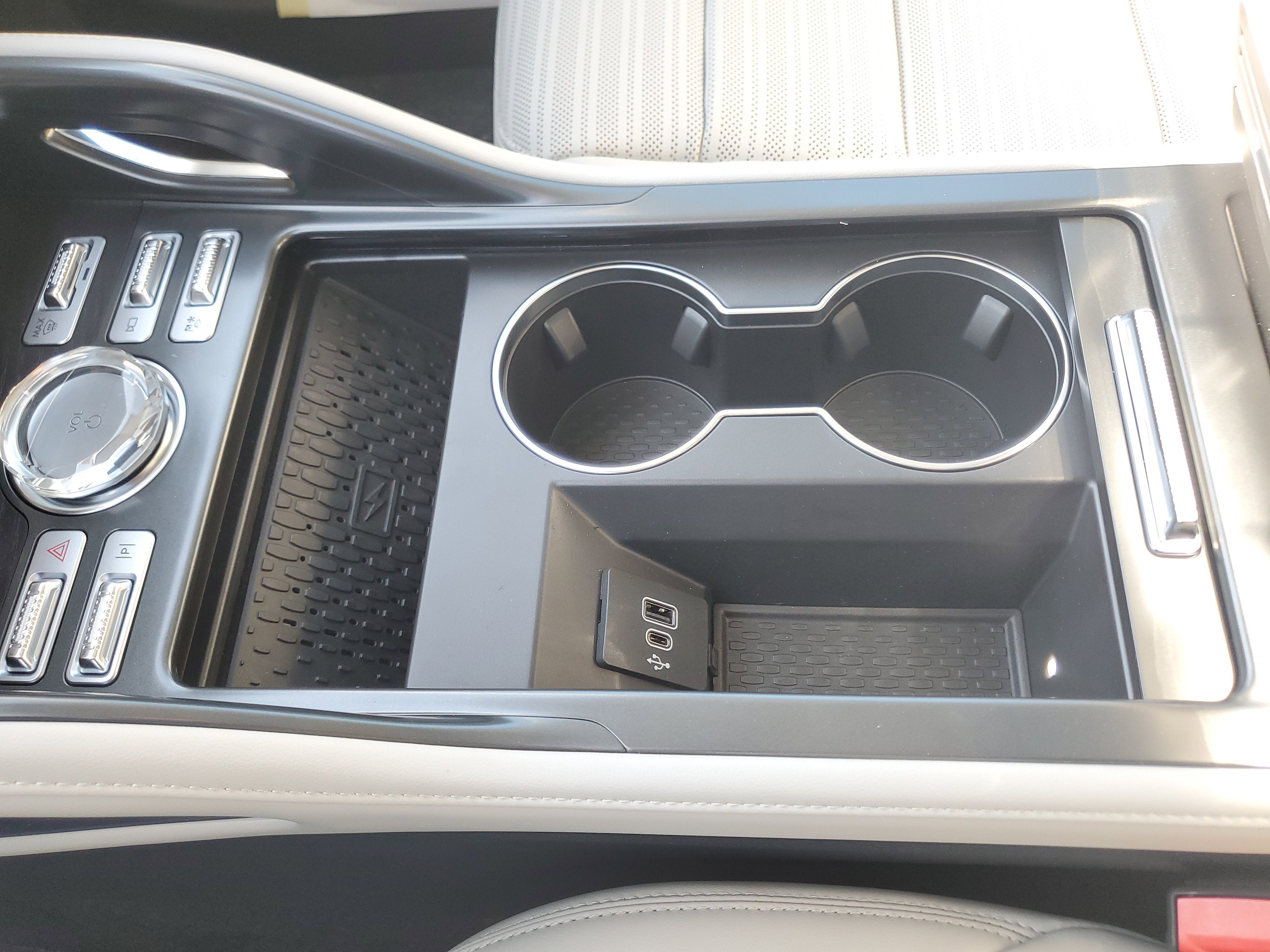 2026 Lincoln Nautilus Reserve Hybrid