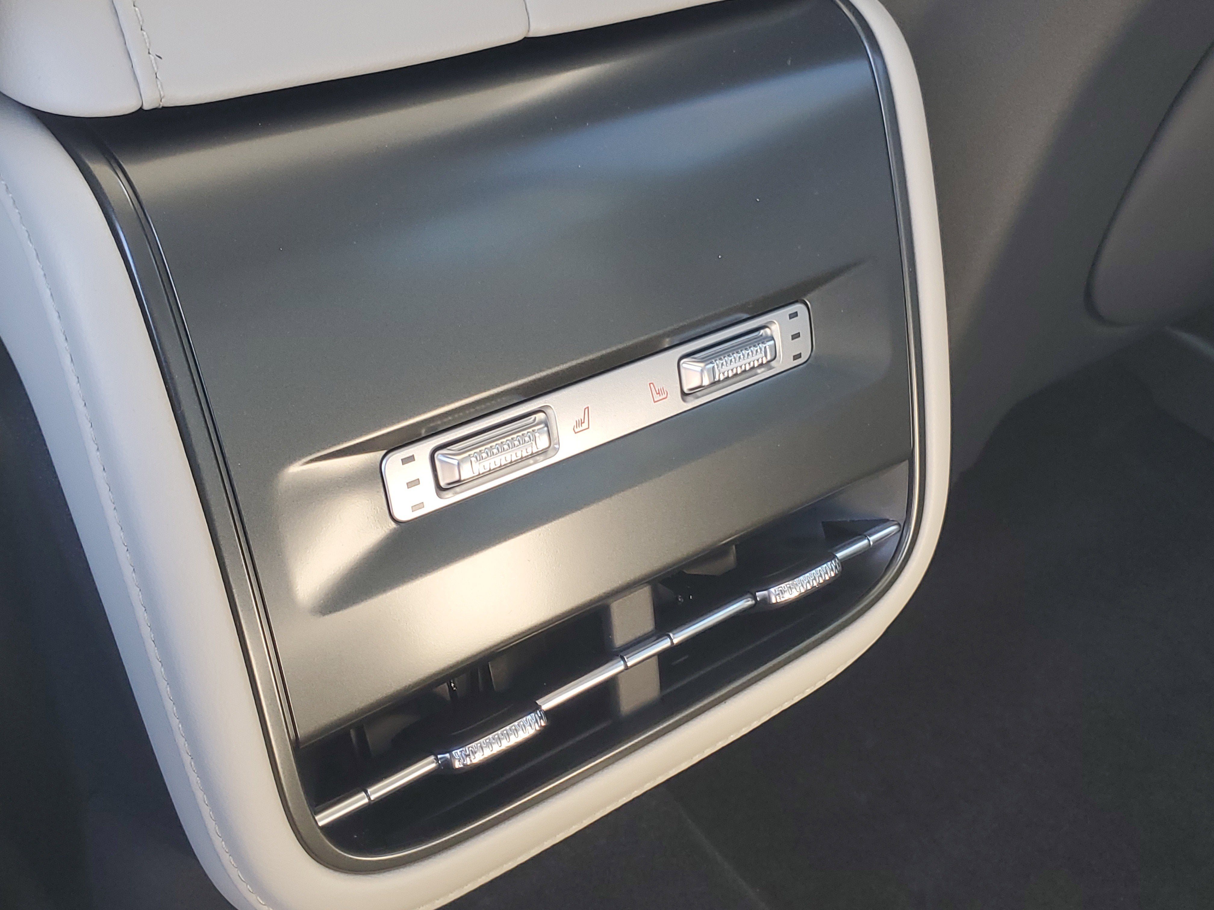 2026 Lincoln Nautilus Reserve Hybrid