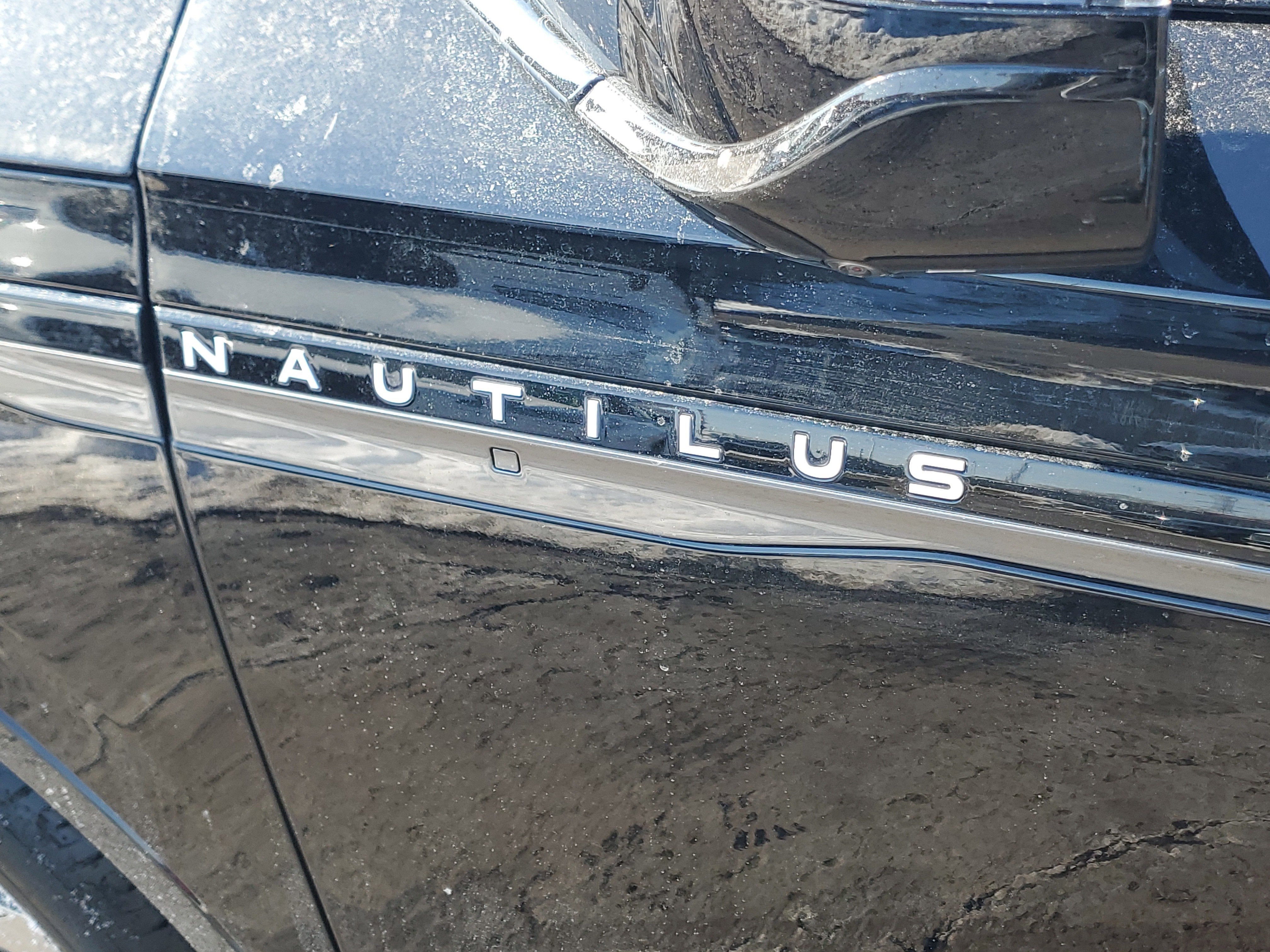 2026 Lincoln Nautilus Reserve Hybrid