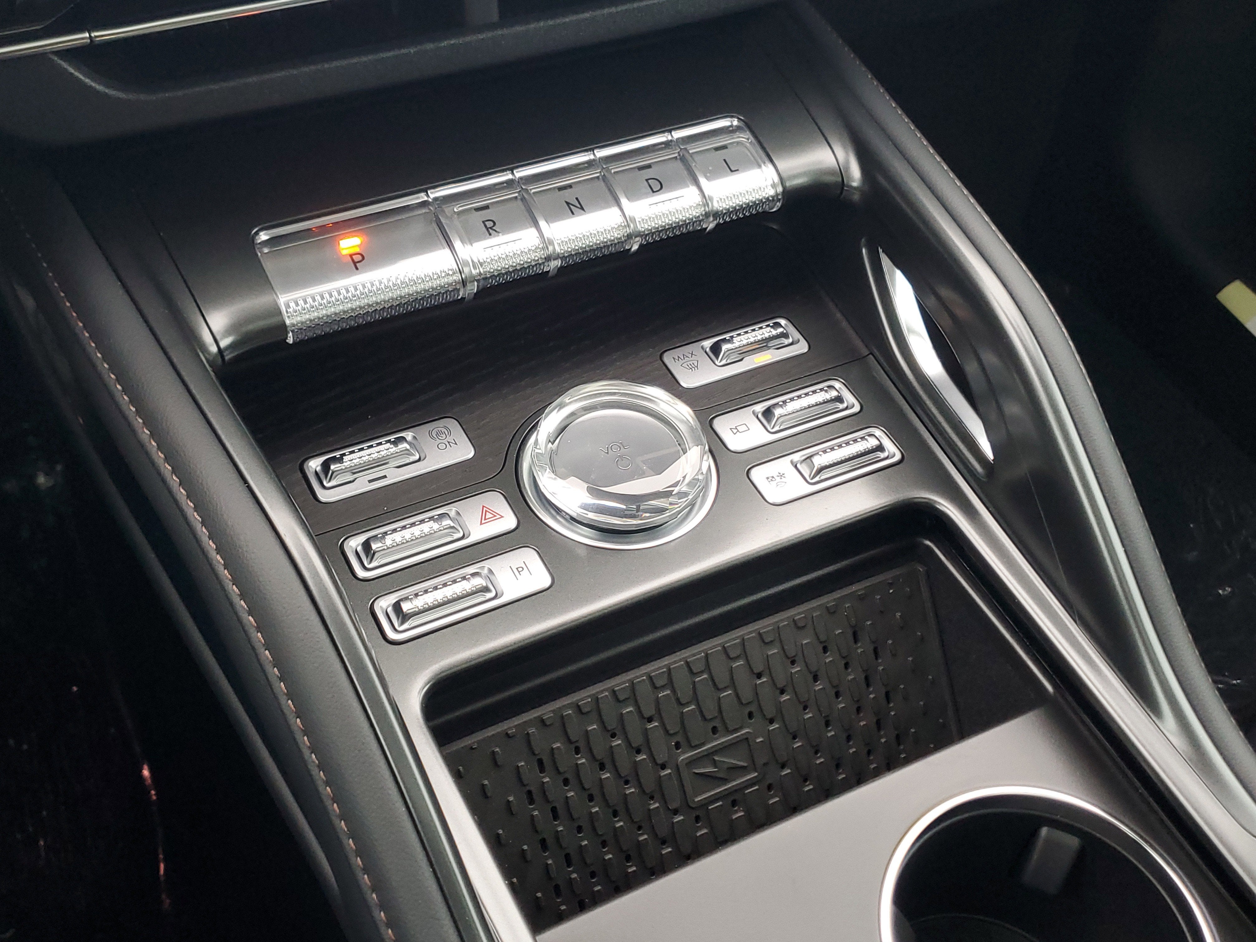 2026 Lincoln Nautilus Reserve Hybrid