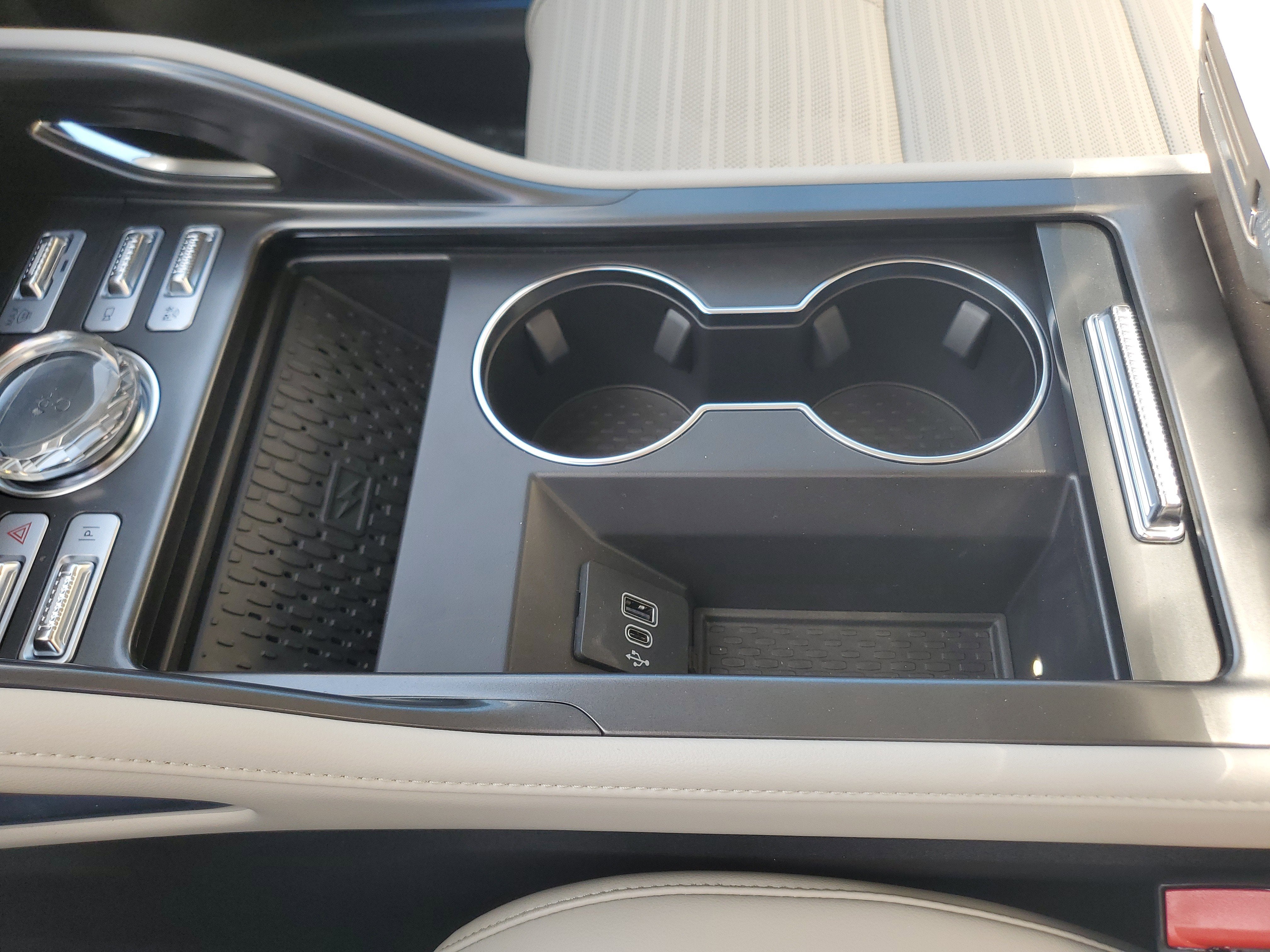 2026 Lincoln Nautilus Reserve Hybrid