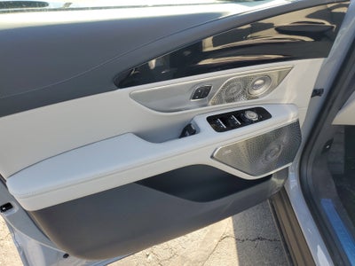 2026 Lincoln Nautilus Reserve Hybrid