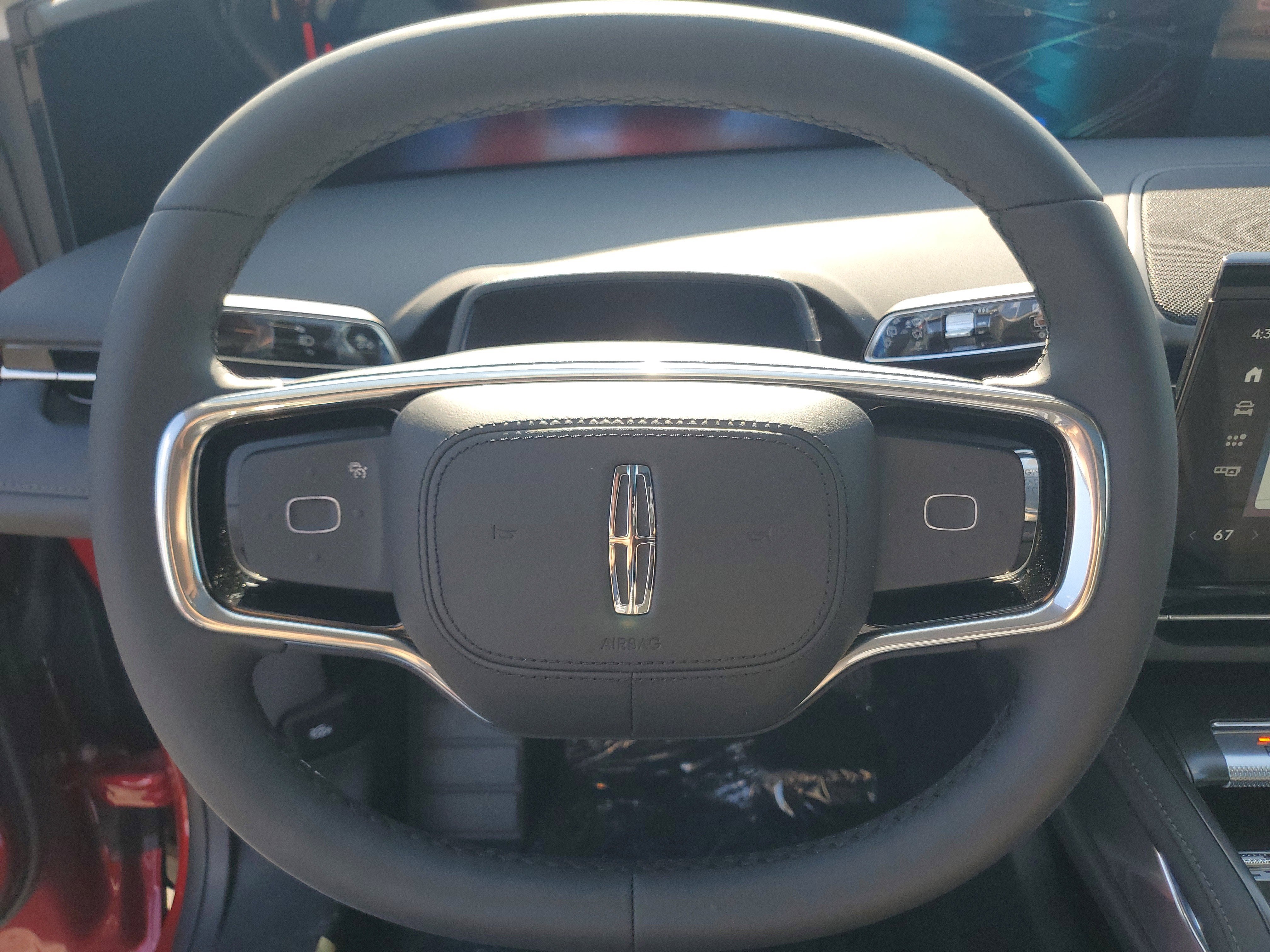 2026 Lincoln Nautilus Reserve Hybrid