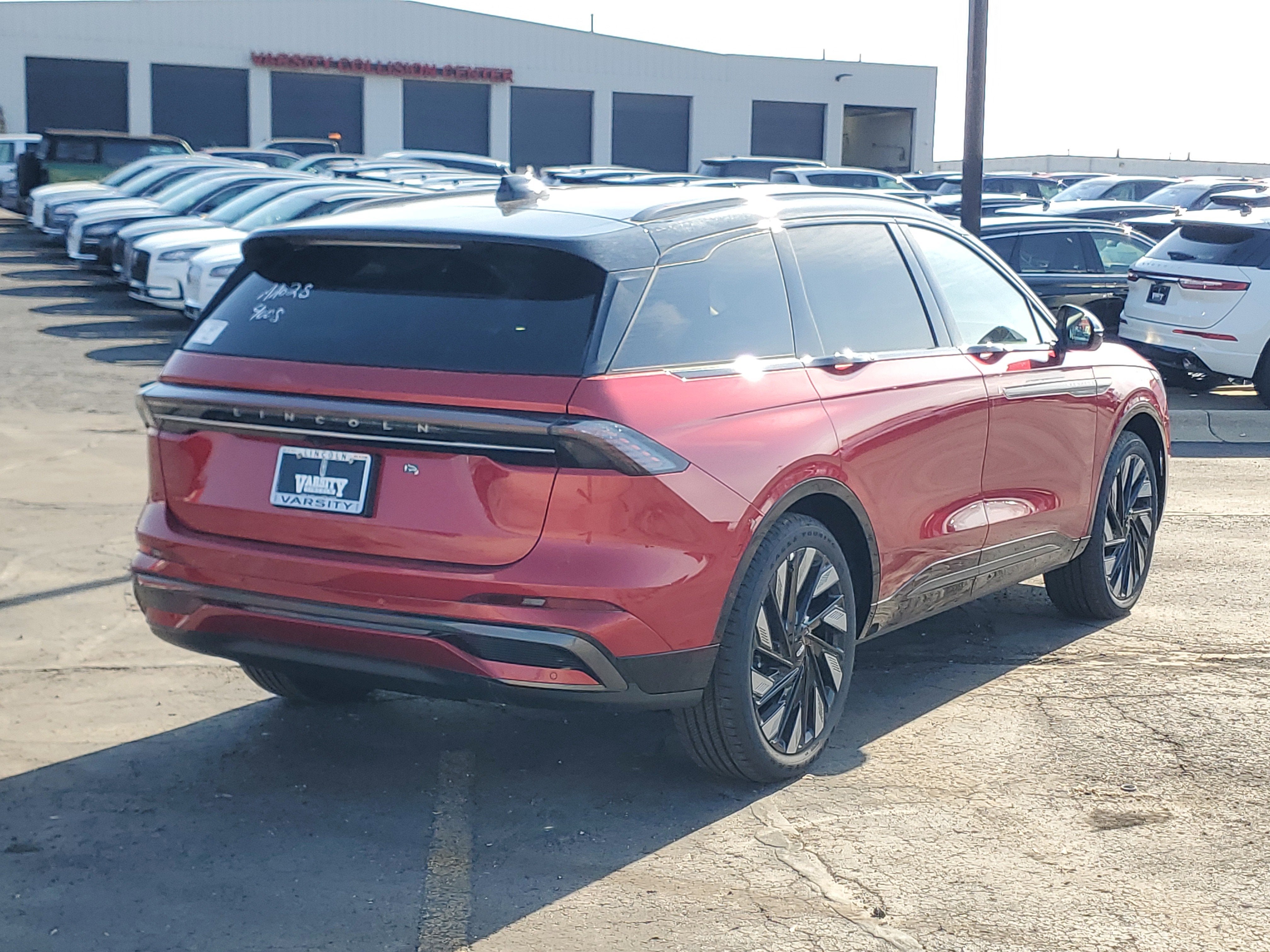 2026 Lincoln Nautilus Reserve Hybrid