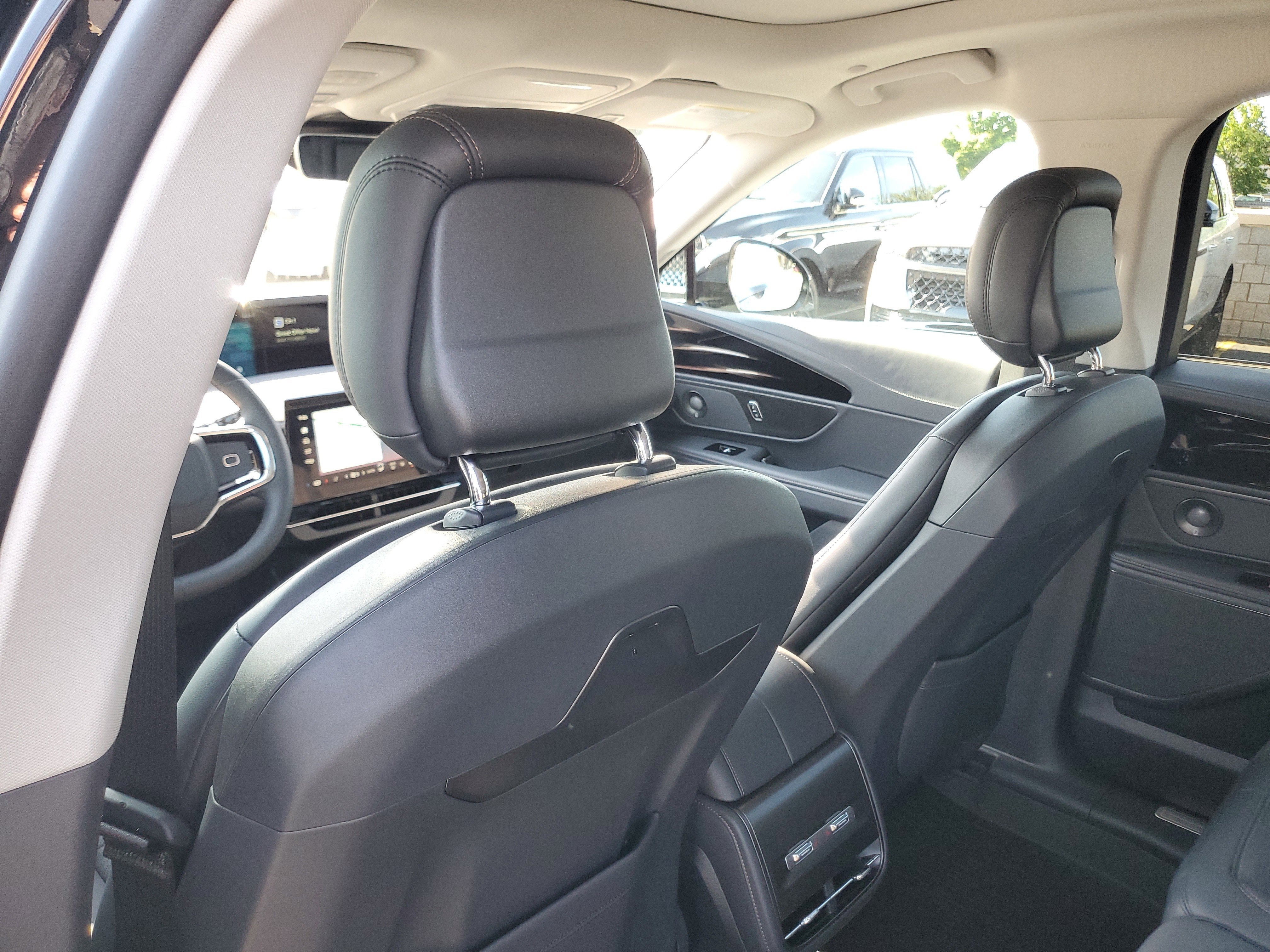 2026 Lincoln Nautilus Reserve Hybrid