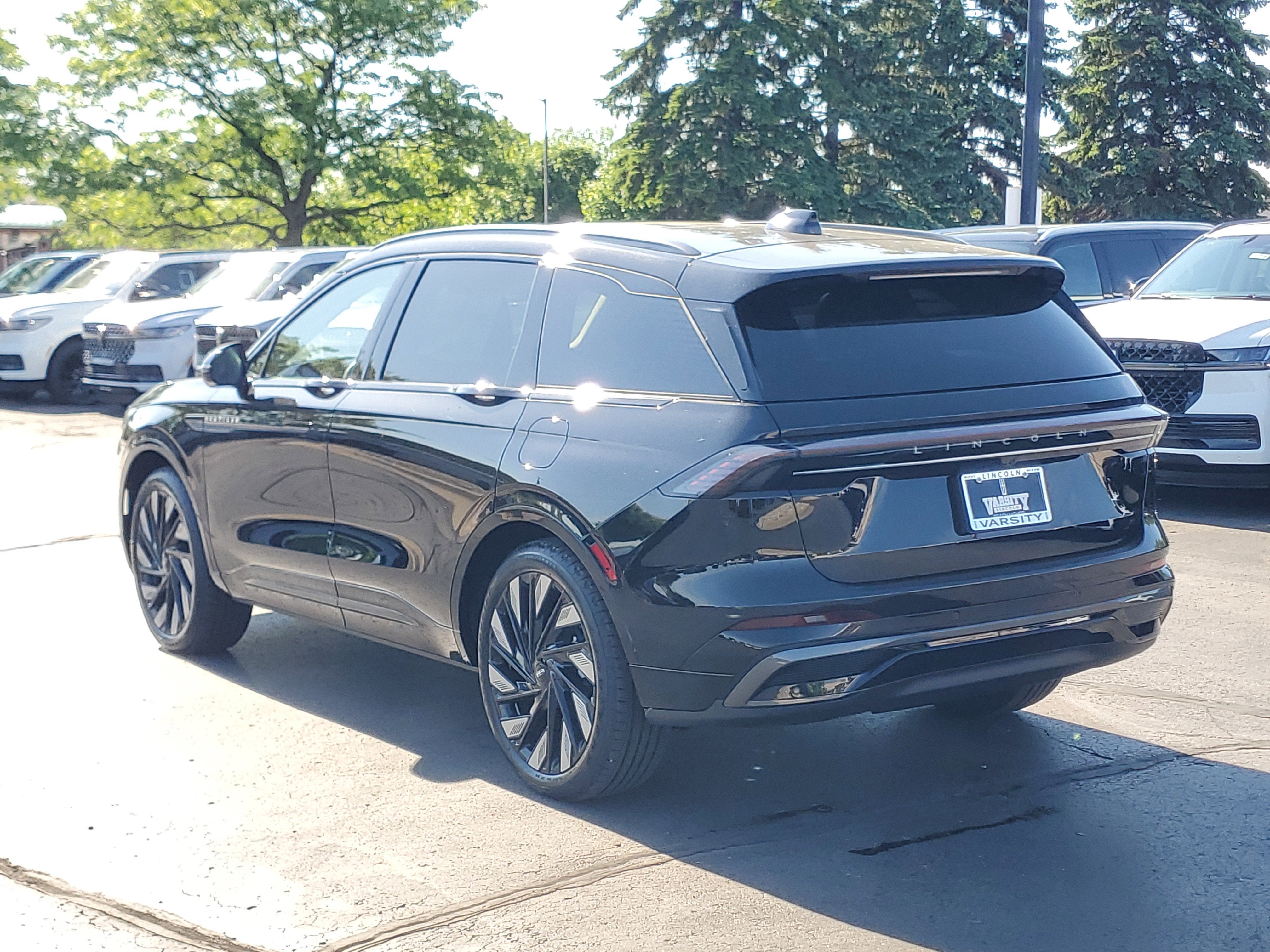 2026 Lincoln Nautilus Reserve Hybrid