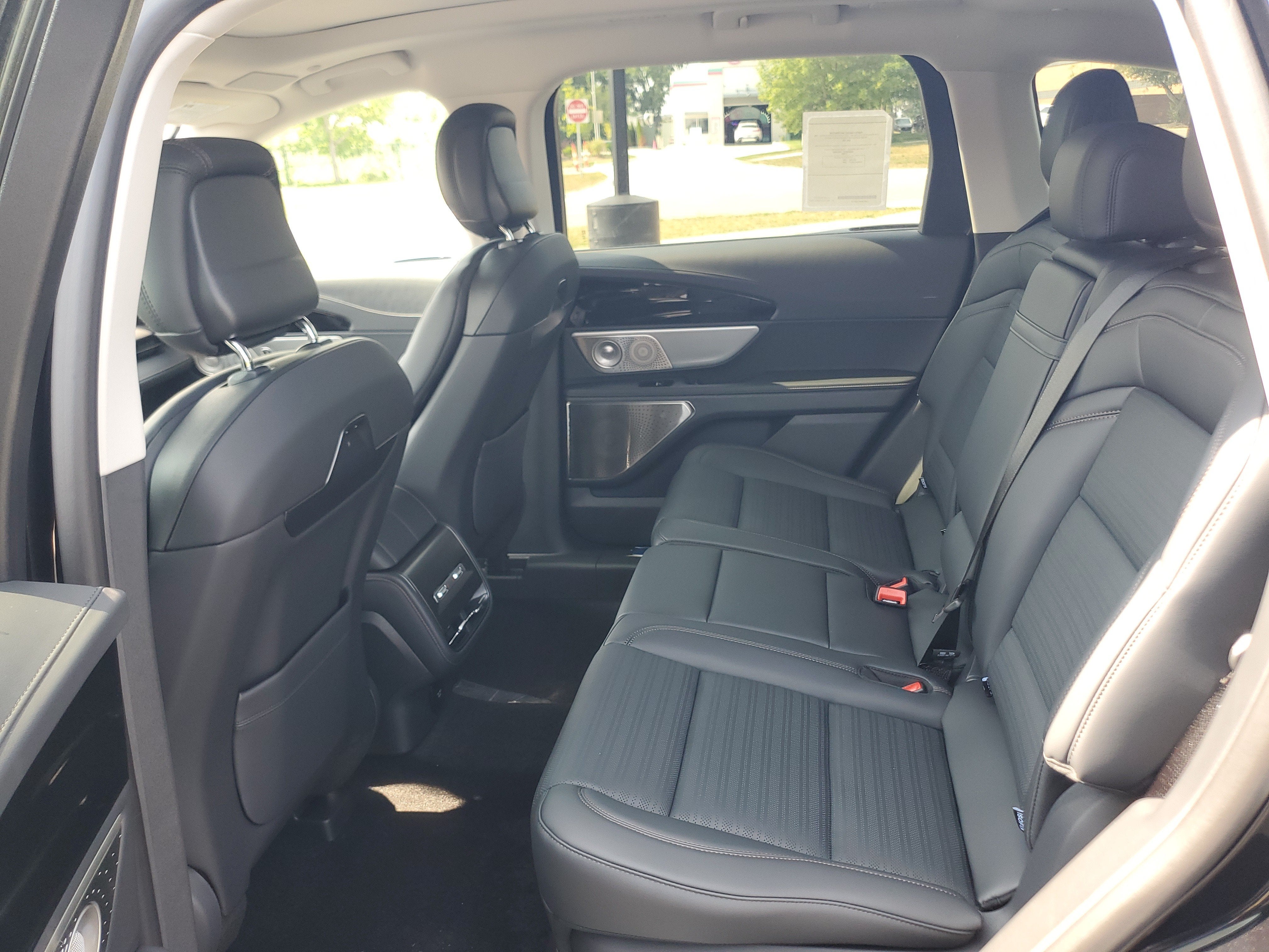 2026 Lincoln Nautilus Reserve Hybrid