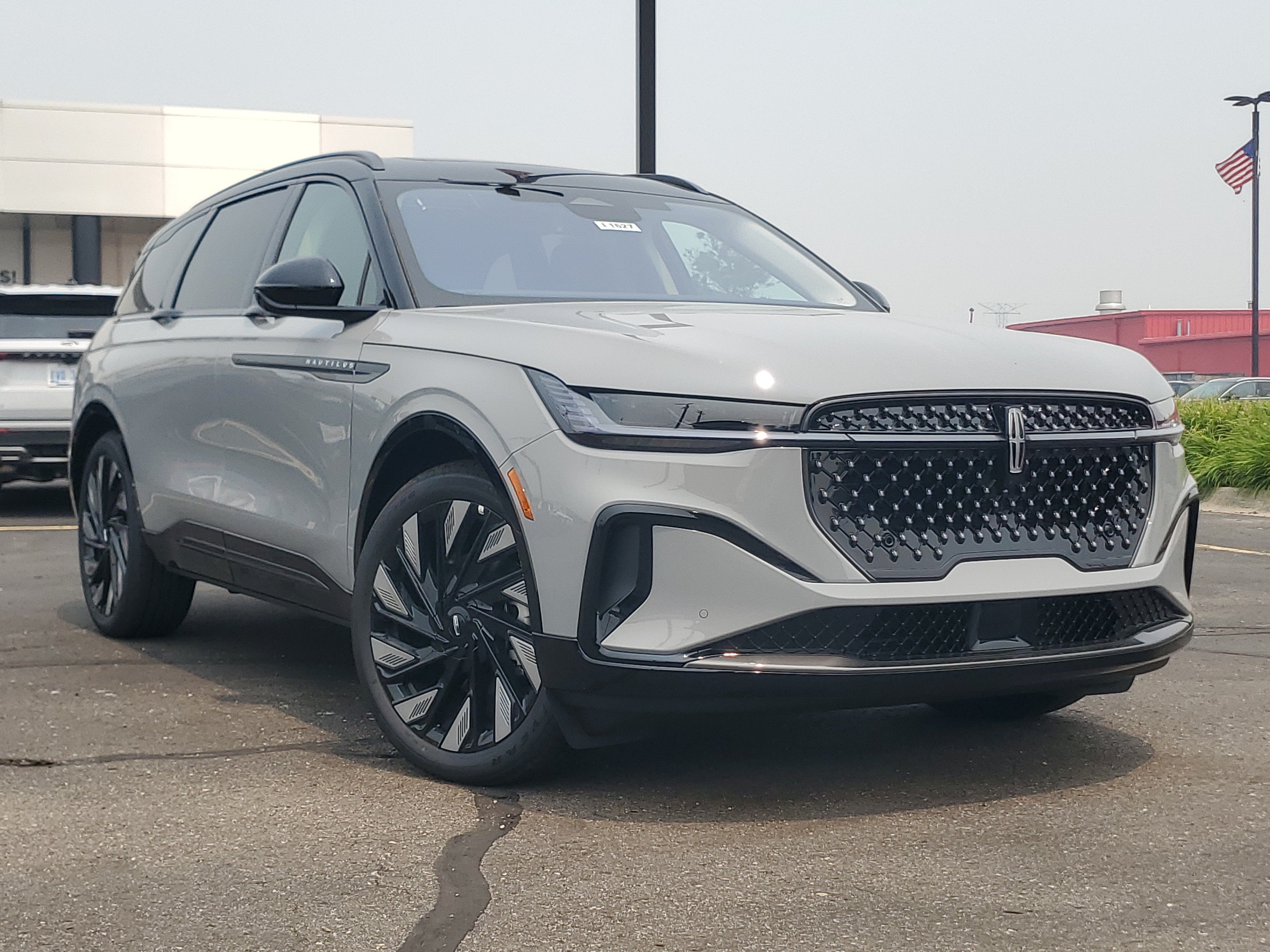 2026 Lincoln Nautilus Reserve Hybrid