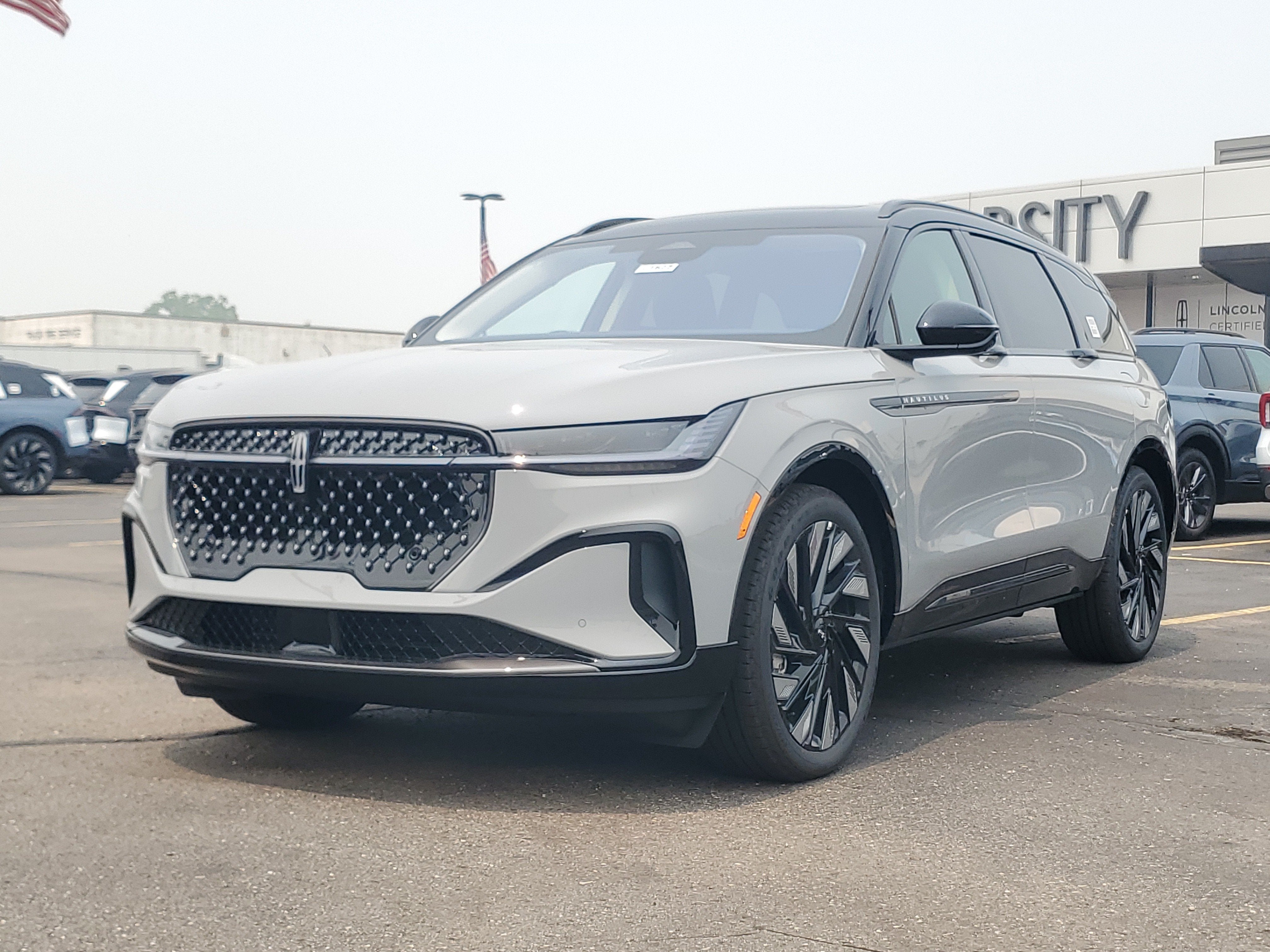2026 Lincoln Nautilus Reserve Hybrid