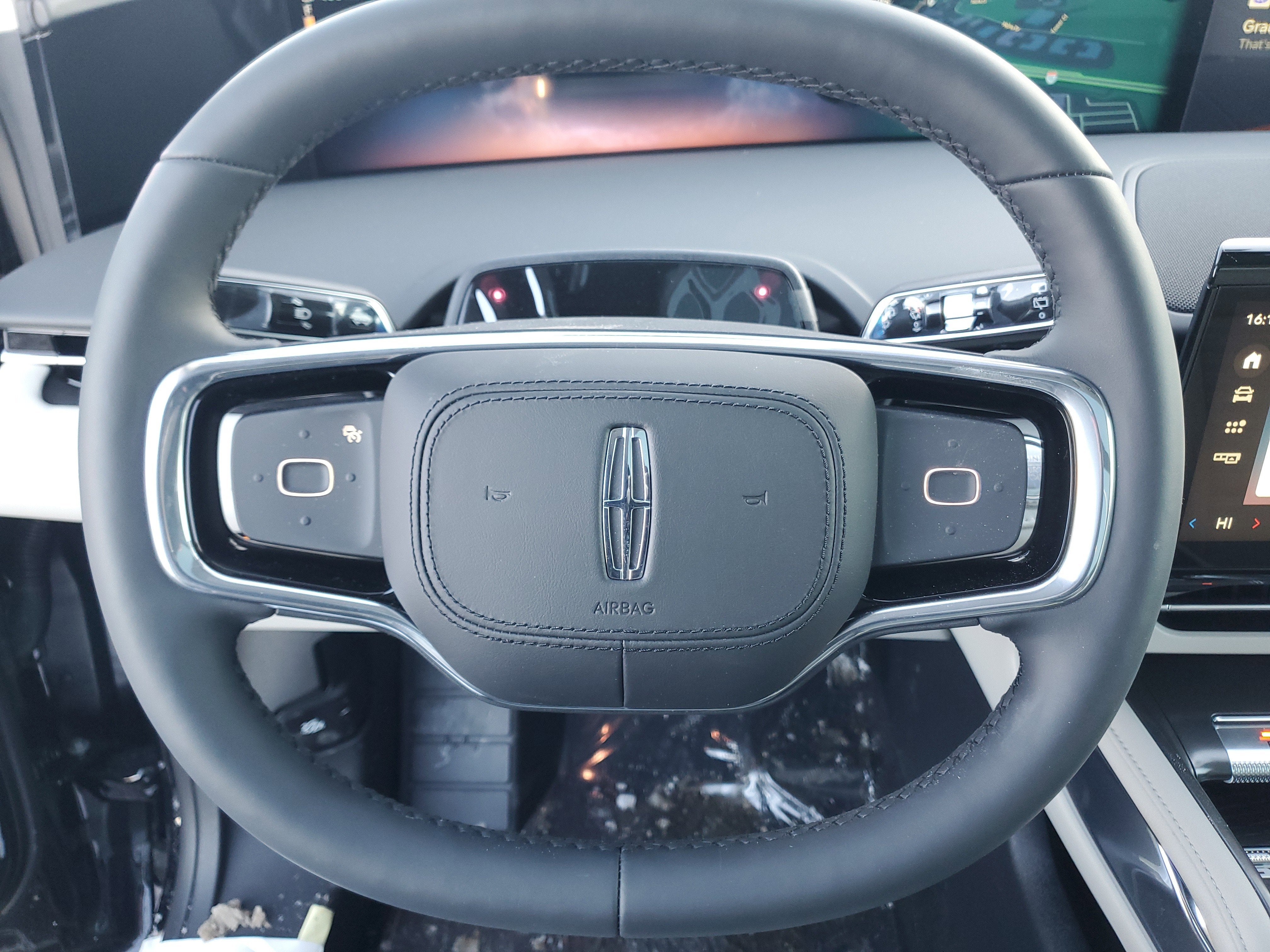 2026 Lincoln Nautilus Reserve Hybrid