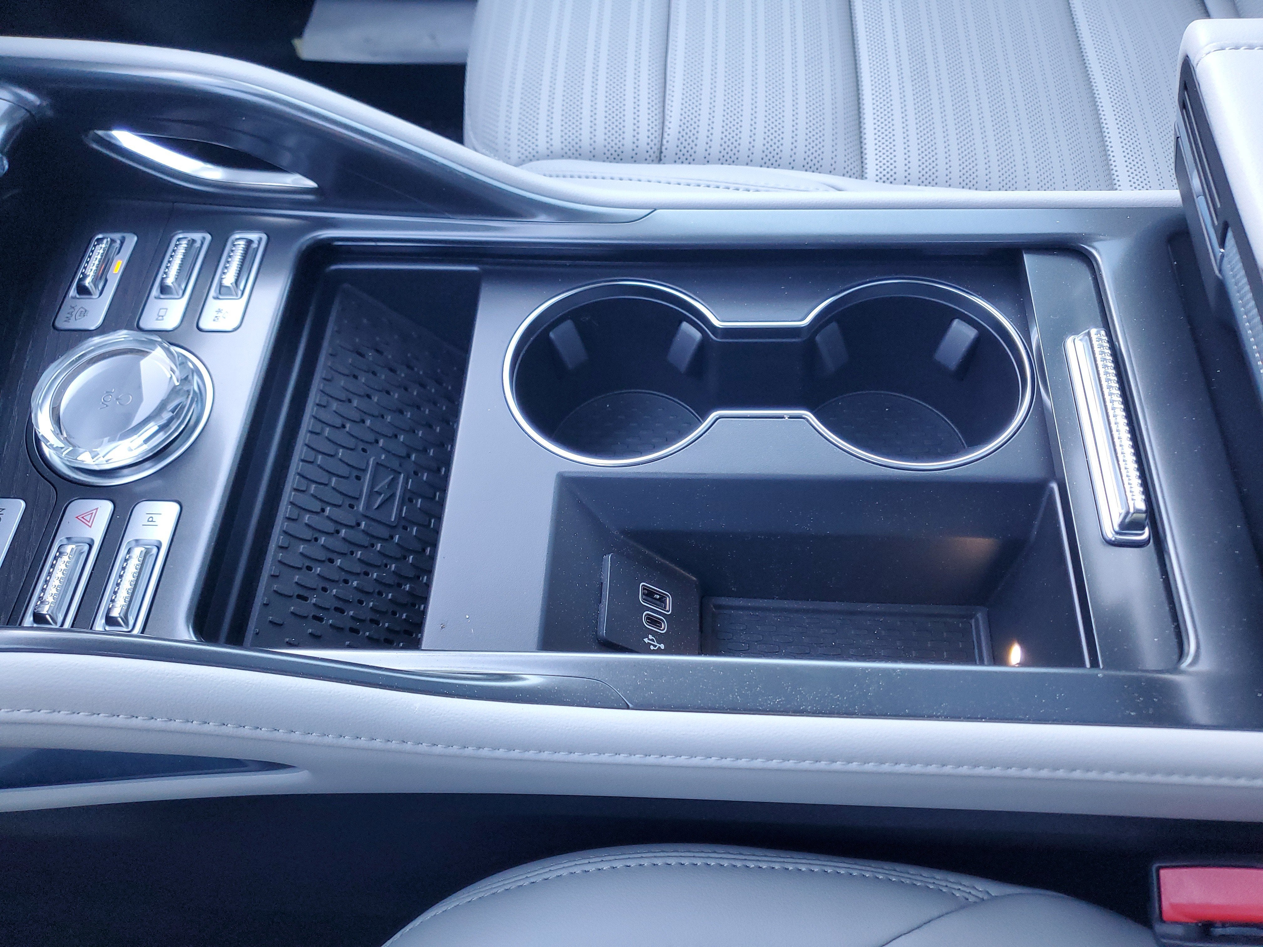 2026 Lincoln Nautilus Reserve Hybrid