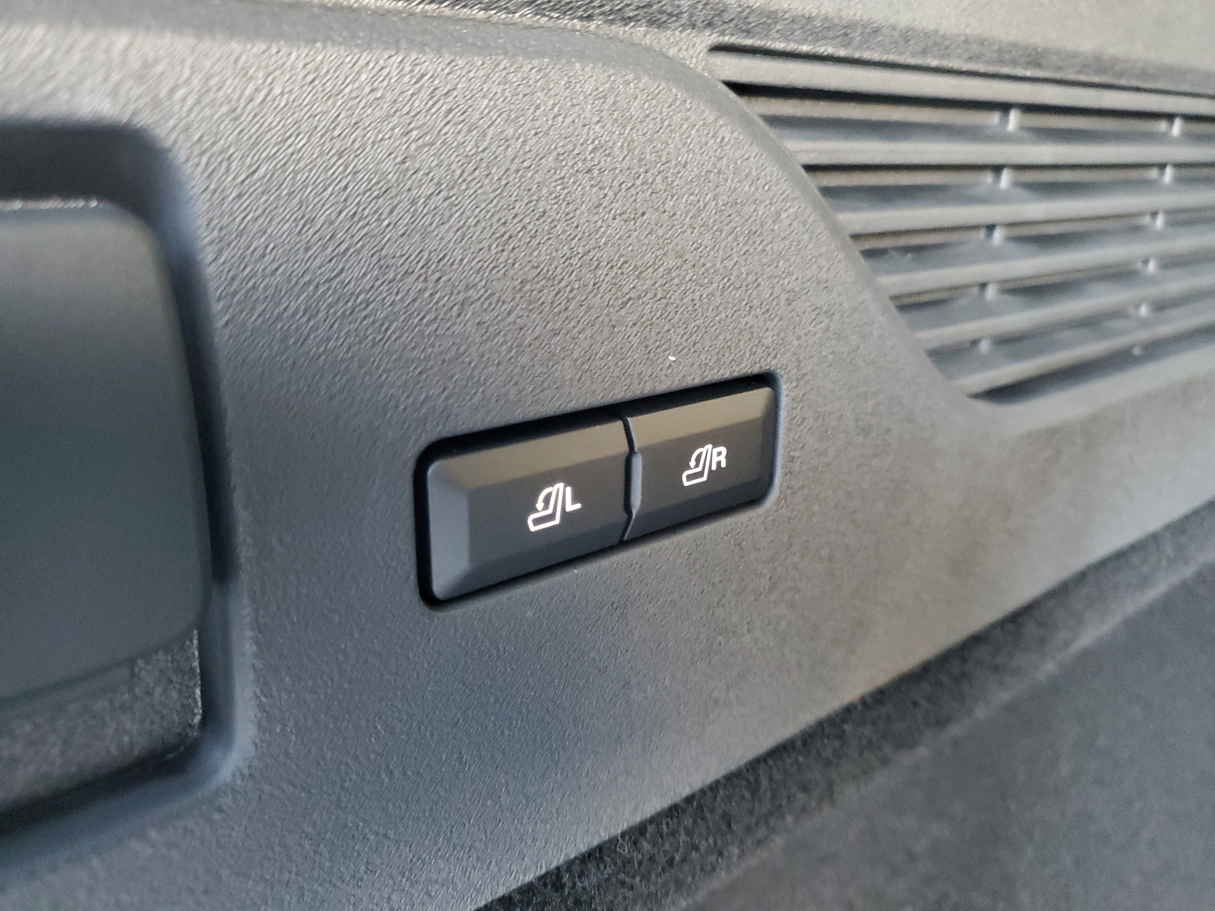 2026 Lincoln Nautilus Reserve Hybrid