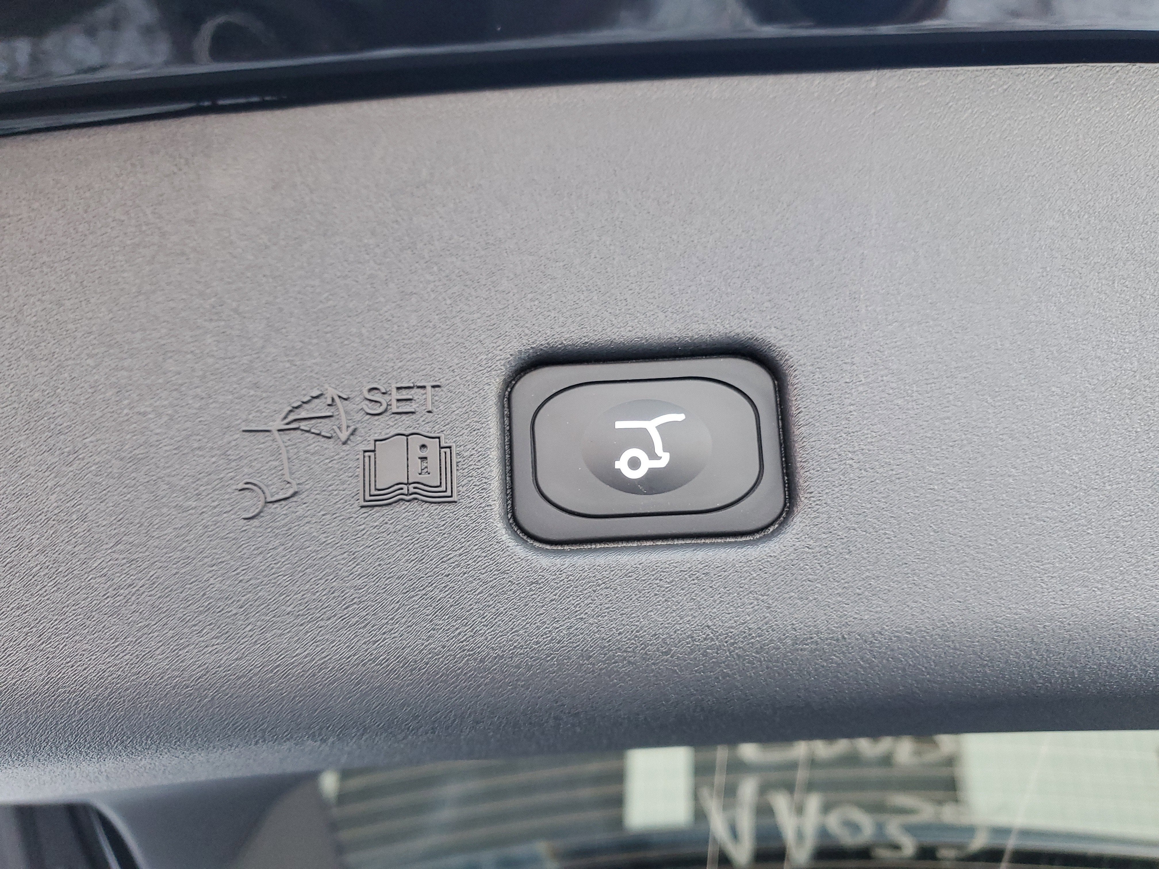 2026 Lincoln Nautilus Reserve Hybrid